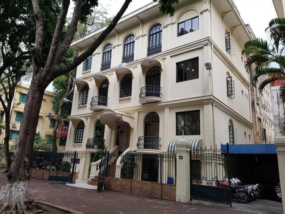 Cho thuê nhà phố tại Phường Trần Hưng Đạo - Hoàn Kiếm - Hà Nội, 150 m2, giá 97 tr/tháng