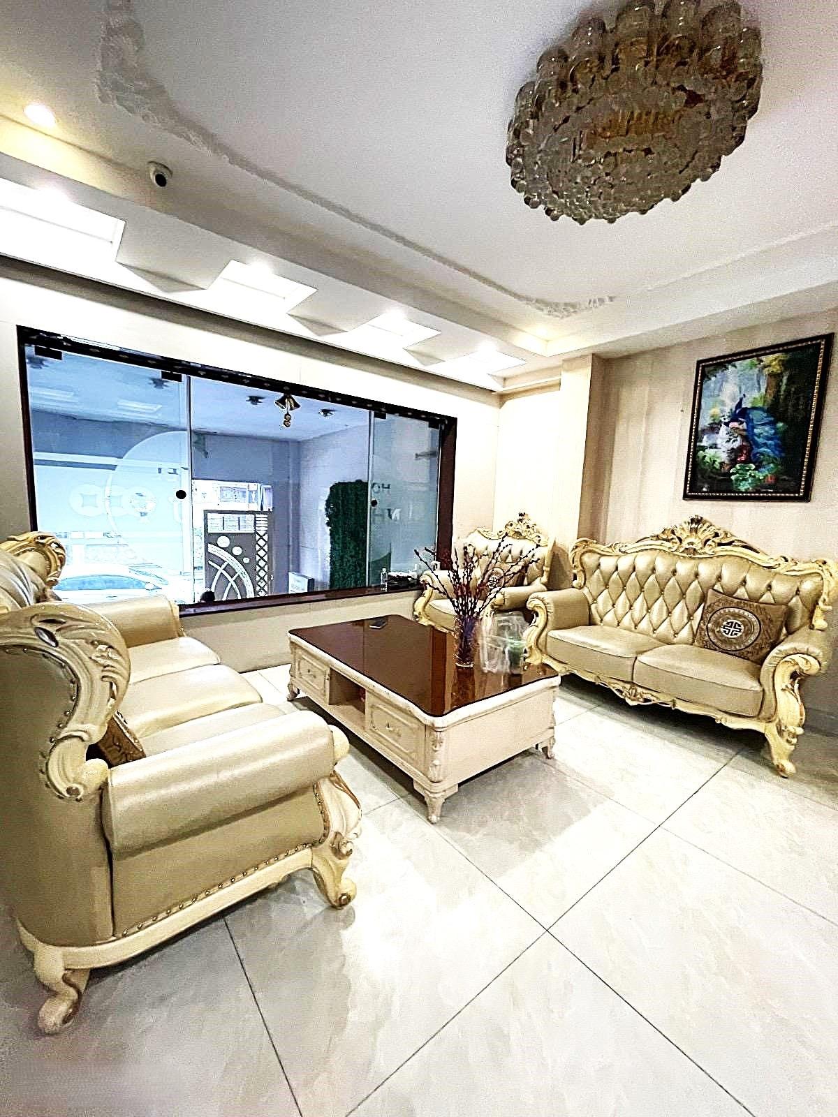 Dòng Tiền 150tr/Tháng - Bán Khách Sạn Mặt Tiền Đường Tên Lửa DT 12x15 Giá 23 Tỷ TL - 0964919138