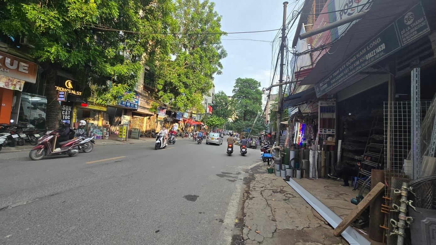 Sở hữu ngay nhà mặt phố 330 m2 tại Đường Đê La Thành - Ô Chợ Dừa - Đống Đa - Hà Nội, giá rẻ