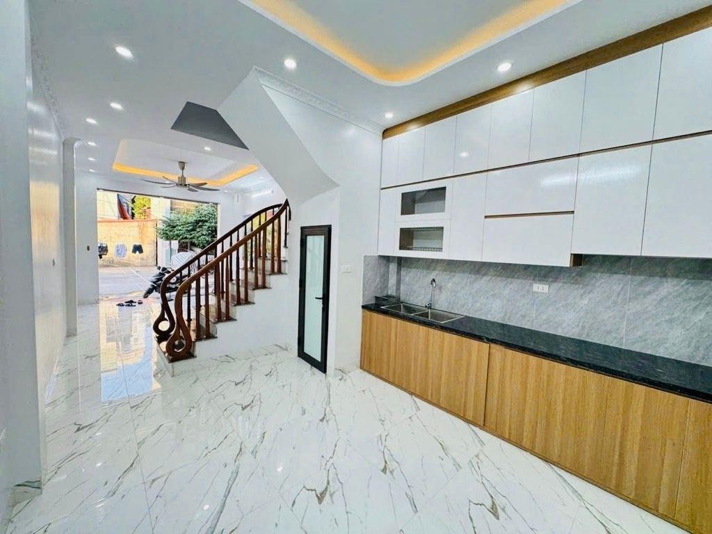 Cần bán nhà 35 m2 tại Đường Ngô Quyền - Quang Trung - Hà Đông - Hà Nội, giá 9,2 tỷ