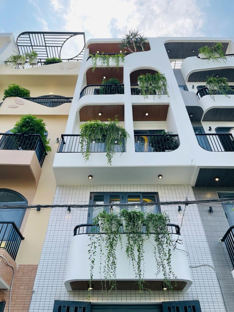 Chuyển nhượng nhà sổ riêng 64 m2 tại Quận 12 - TP Hồ Chí Minh, giá 7,15 tỷ