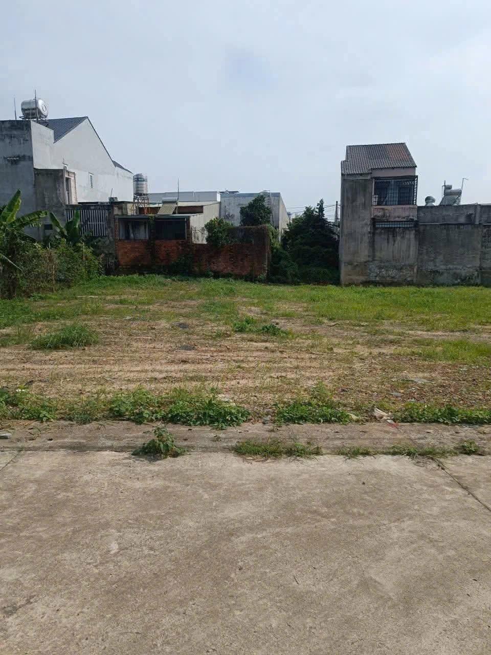 Cần bán ngay lô đất nền 120 m2 tại Tân An - Thủ Dầu Một - Bình Dương, giá 1,7 tỷ