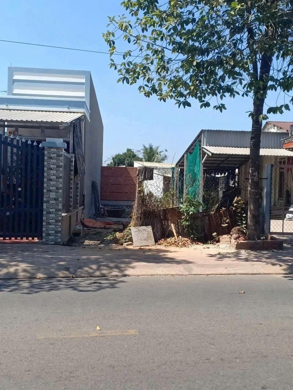 Bán gấp lô đất 125 m2 tại Tương Bình Hiệp - Thủ Dầu Một - Bình Dương, giá 1,65 tỷ