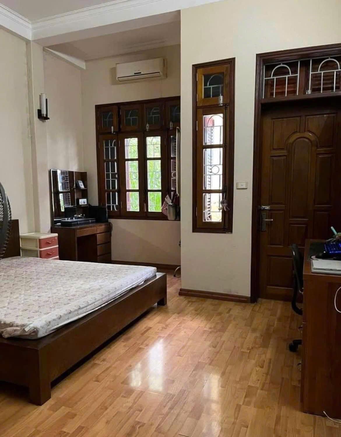 Cần cho thuê căn hộ 103 m2 tại Đường Nam Kỳ Khởi Nghĩa - Quận 3, giá 10,5 triệu/tháng