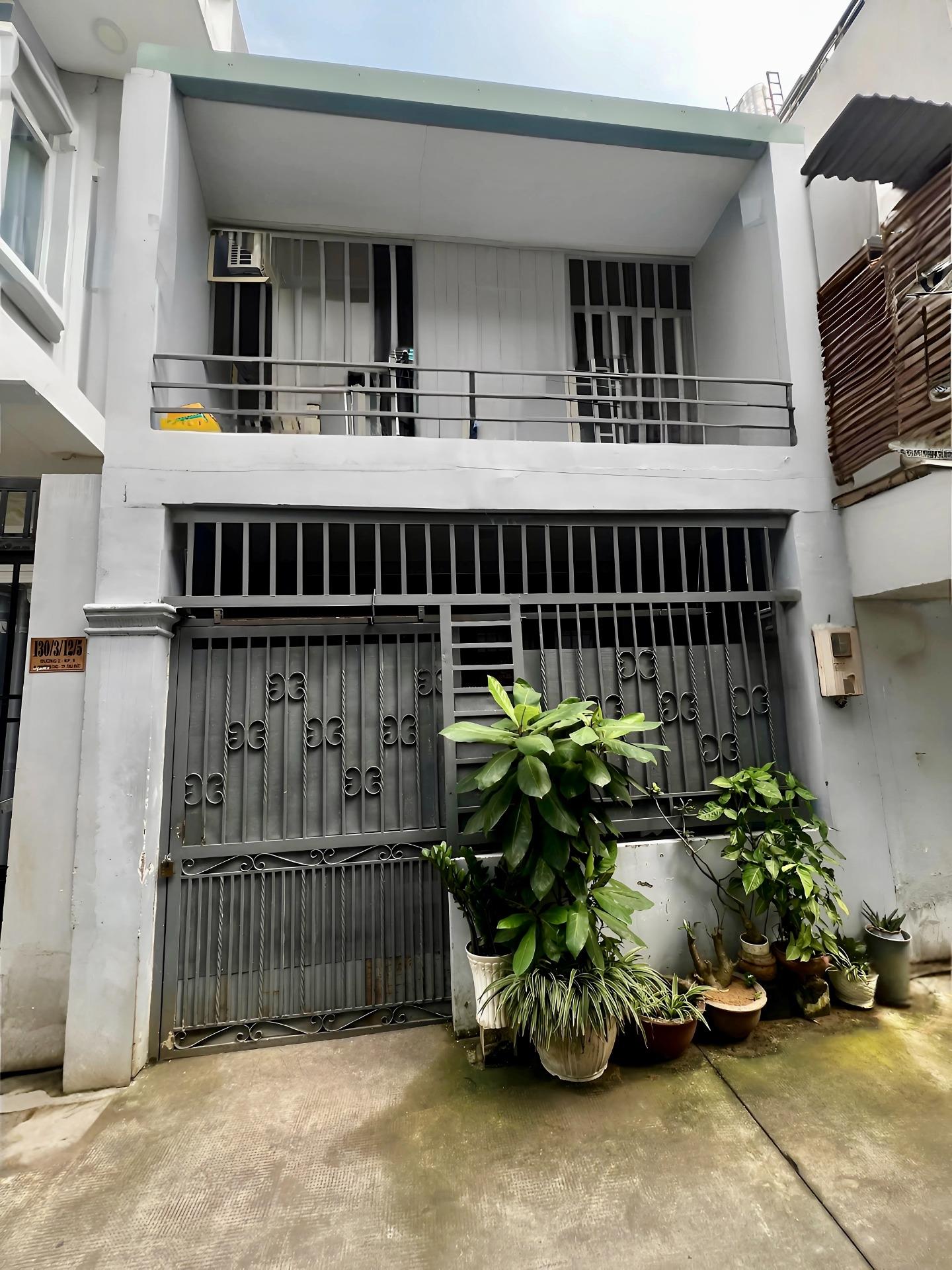 Bán gấp nhà đất 55 m2, hướng Tây-Nam tại Đường 2 - Trường Thọ - Thủ Đức, giá 4,9 tỷ