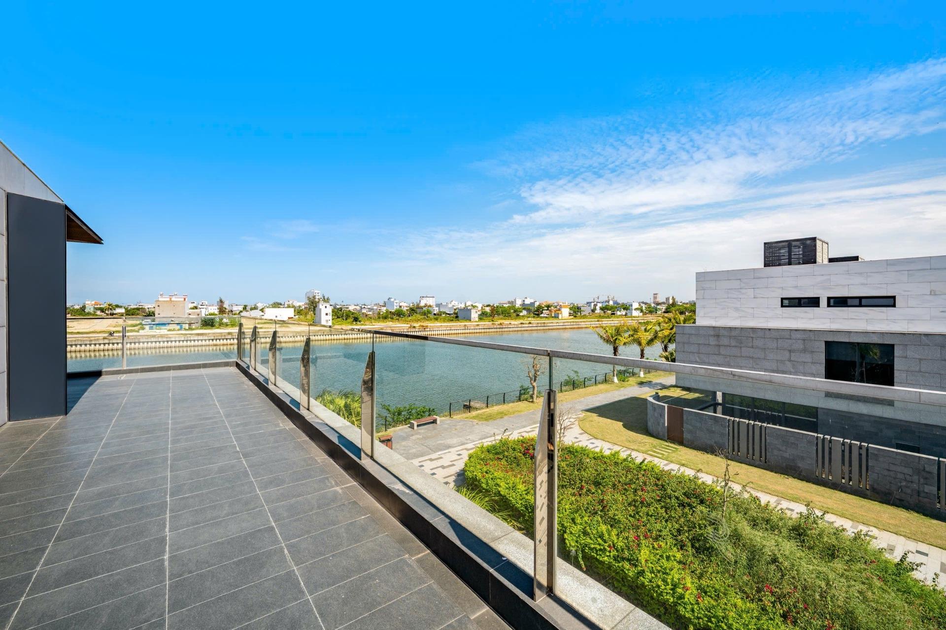 Cần bán gấp bán nhanh căn hộ chung cư 65 m2, giá 3 tỷ tại Ngũ Hành Sơn - Đà Nẵng