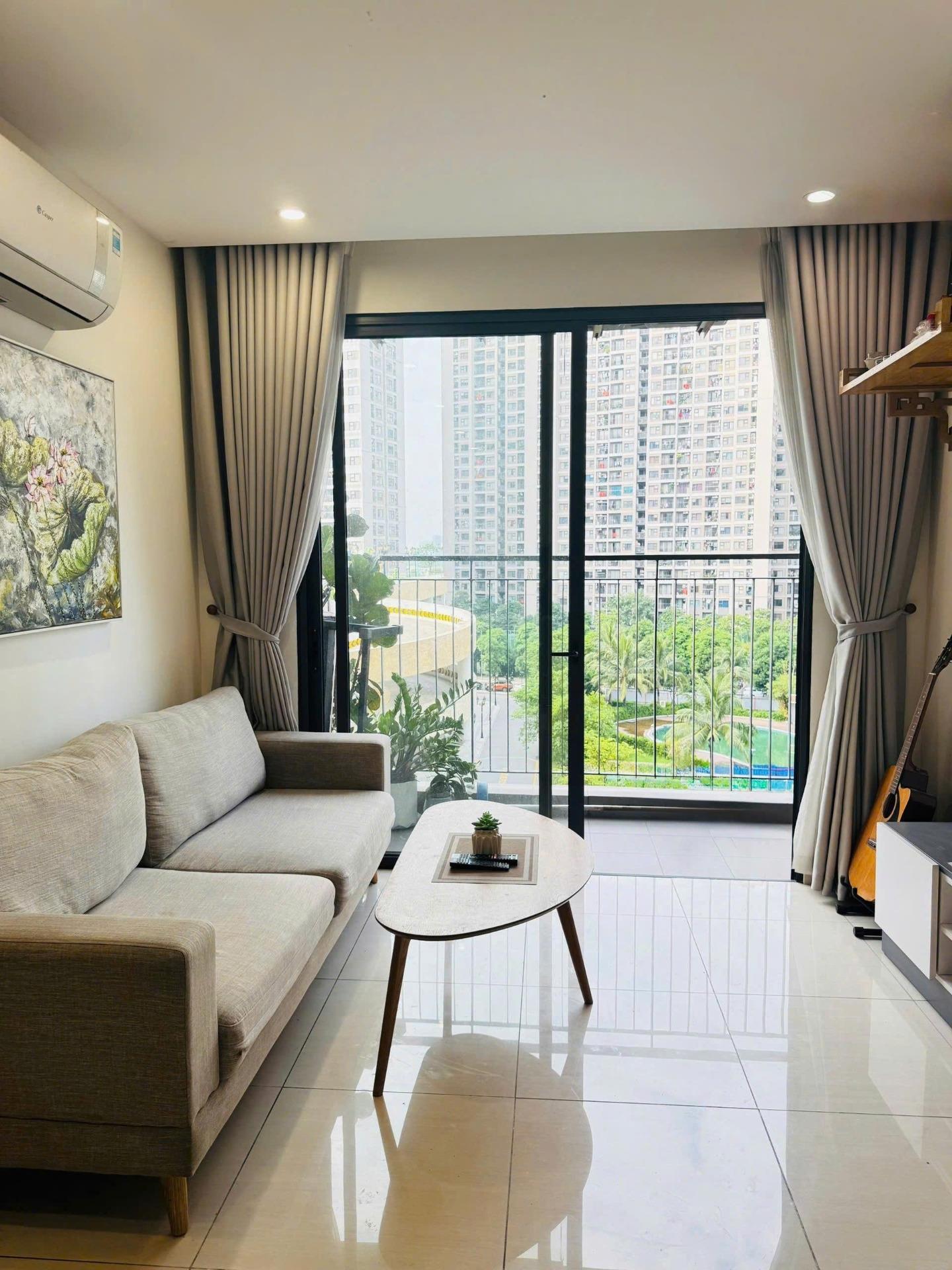 Cần bán gấp căn chung cư 75 m2, hướng Tây-Nam, giá 4,96 tỷ tại Xã Dương Xá - Gia Lâm - Hà Nội