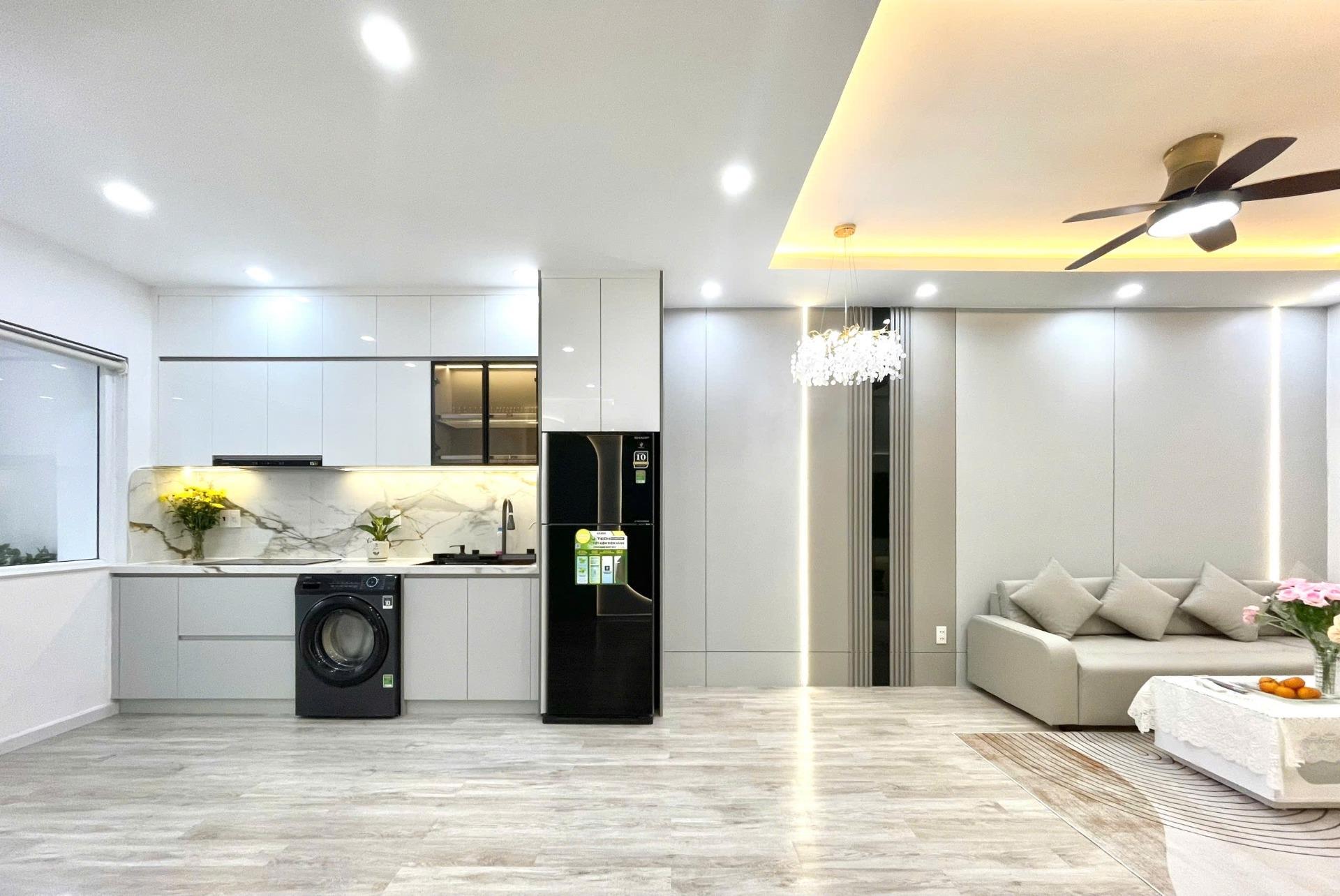 Cần bán ngay căn chung cư 68 m2, giá 3,38 tỷ tại Đường Phạm Văn Đồng - Nha Trang - Khánh Hòa