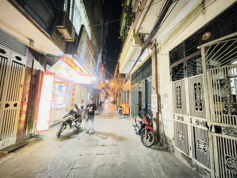 Cần bán nhanh nhà đẹp 47 m2 tại Đường Phạm Văn Đồng - Cổ Nhuế 2 - Bắc Từ Liêm - Hà Nội, giá 16 tỷ