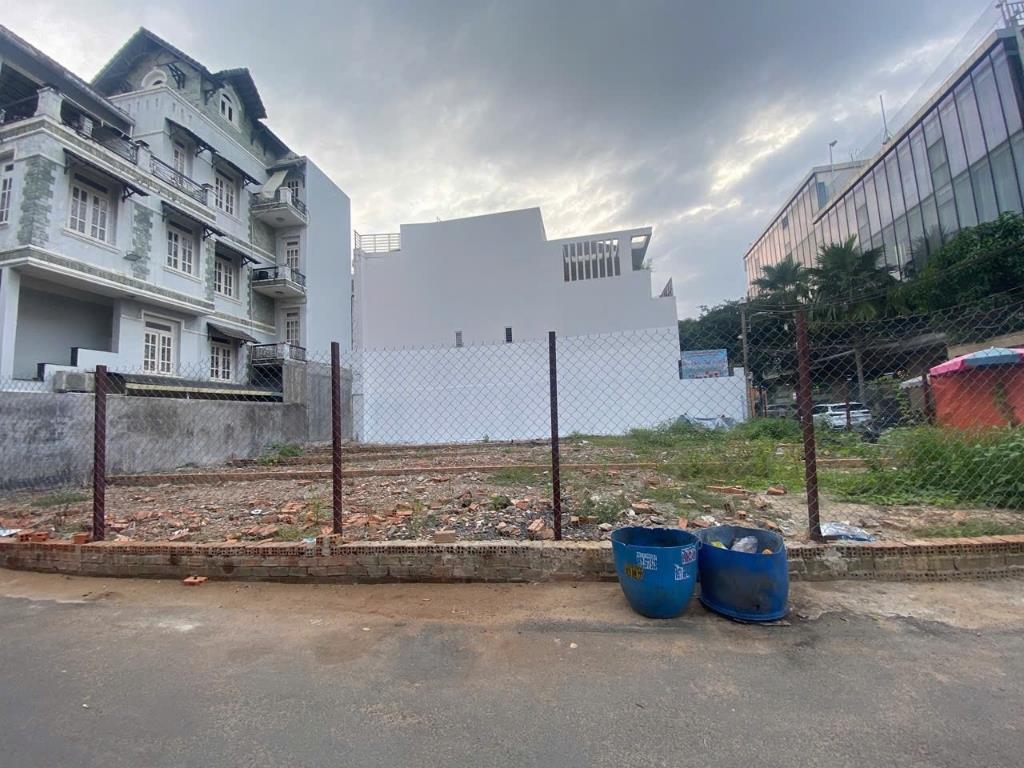 Chuyển nhượng đất 94 m2, mặt tiền 4m, hướng Tây-Nam tại Thủ Đức - TP Hồ Chí Minh, giá 9,9 tỷ