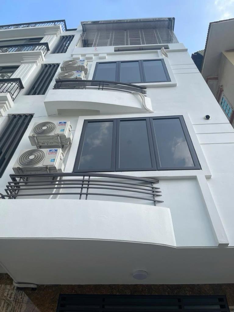 Cần bán nhà shr 40 m2 tại Phường Mỹ Đình 1 - Nam Từ Liêm - Hà Nội, giá 14,5 tỷ