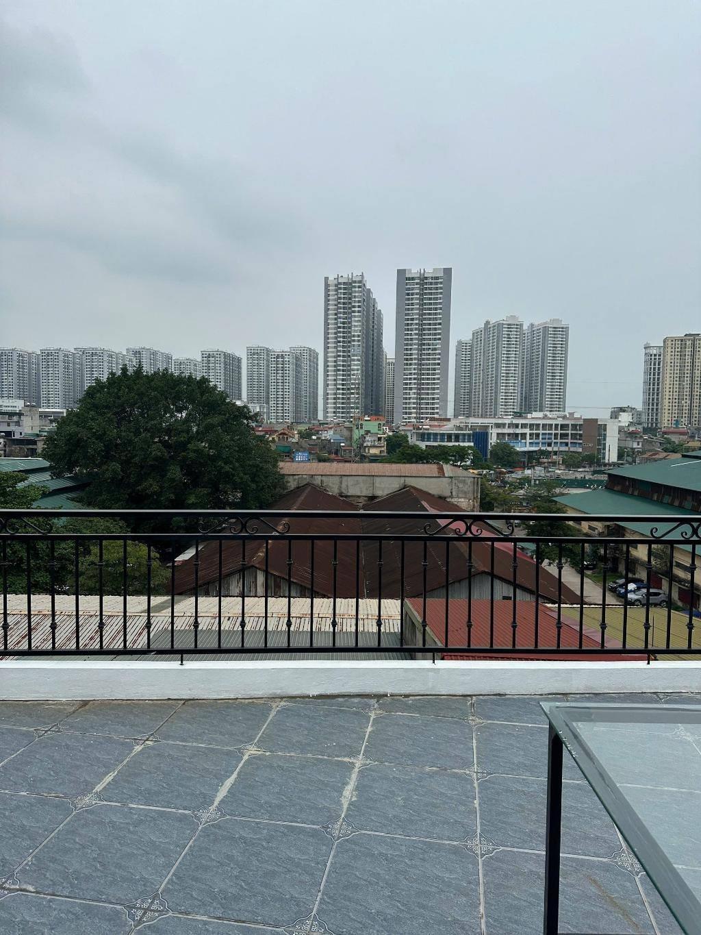 Cần bán gấp bán nhanh nhà sổ hồng riêng 60 m2 tại Đường Minh Khai - Hoàng Mai, giá 16,5 tỷ