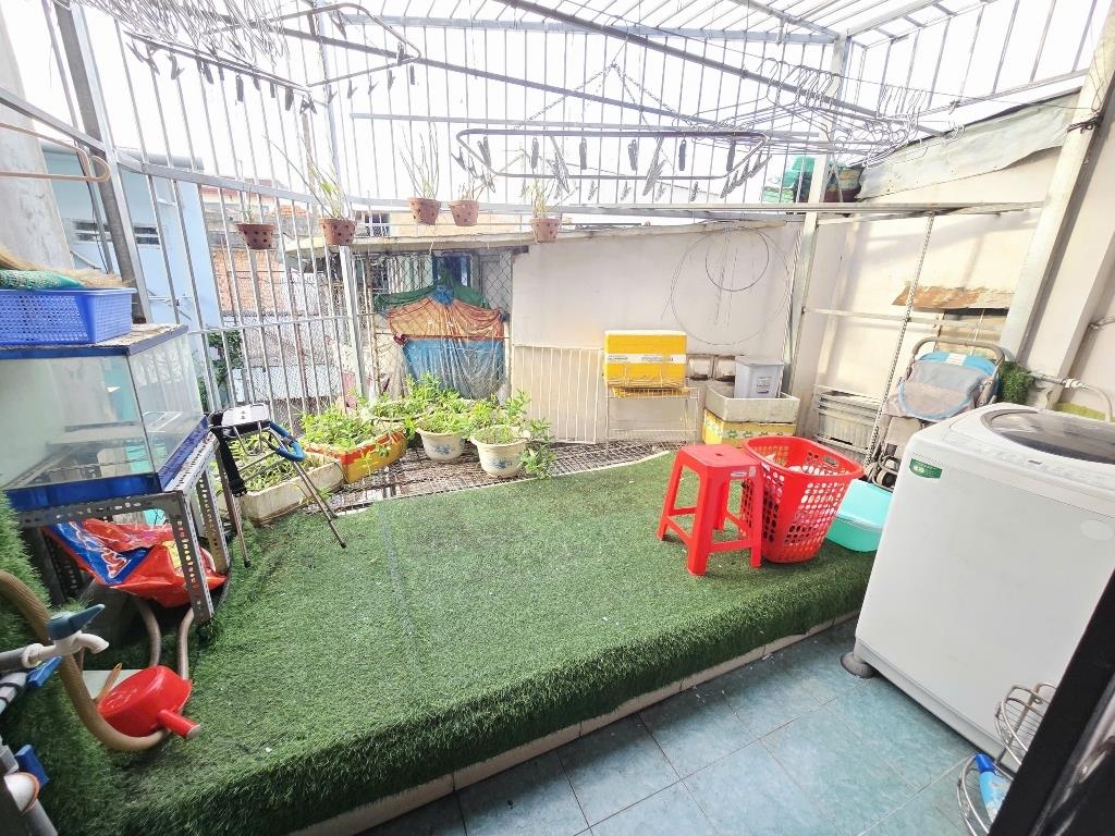 Sở hữu ngay nhà sổ hồng riêng 2 tầng, 40 m2, mặt tiền 4m tại Thủ Đức, giá 2,35 tỷ