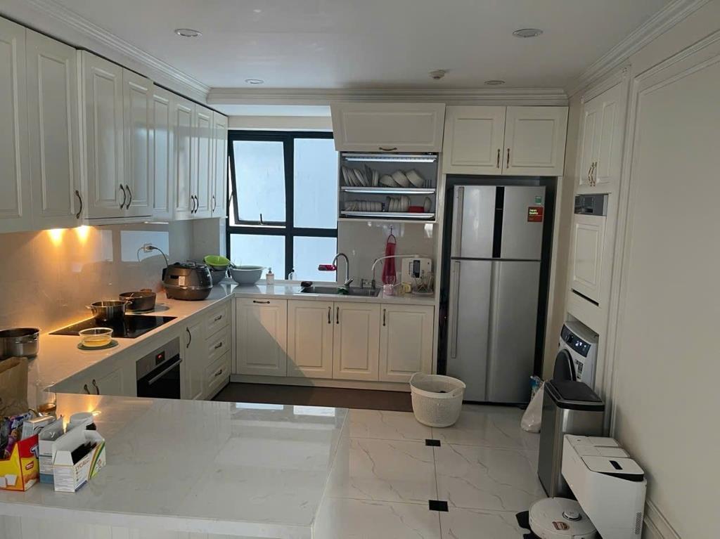 Chuyển nhượng căn hộ 162 m2, giá 15,5 tỷ tại Đường Hồ Tùng Mậu - Phú Diễn - Bắc Từ Liêm - Hà Nội