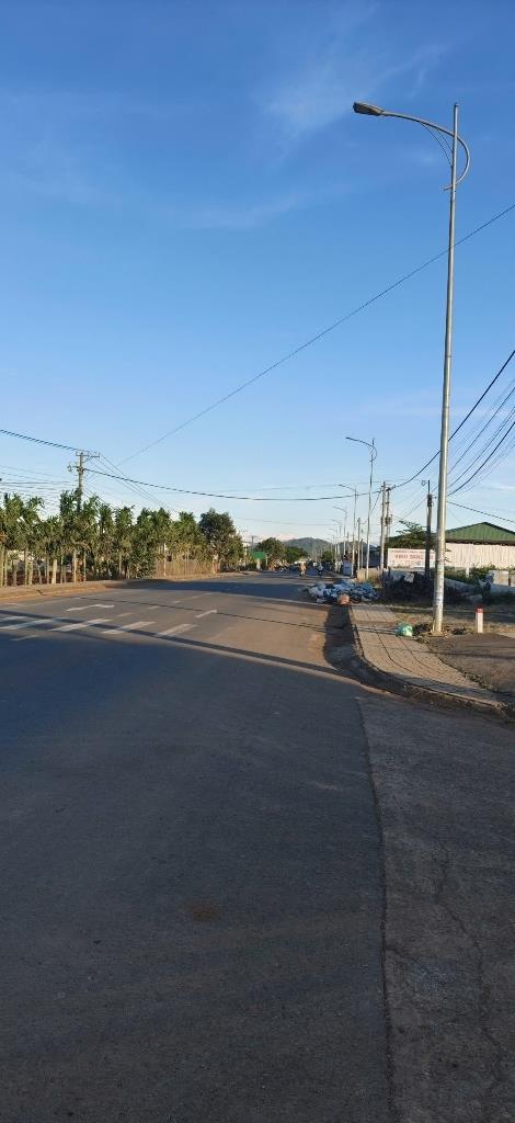 Cần bán lô đất nền 138 m2, mặt tiền 5m, hướng Tây-Nam tại Đức Trọng - Lâm Đồng, giá 650 triệu