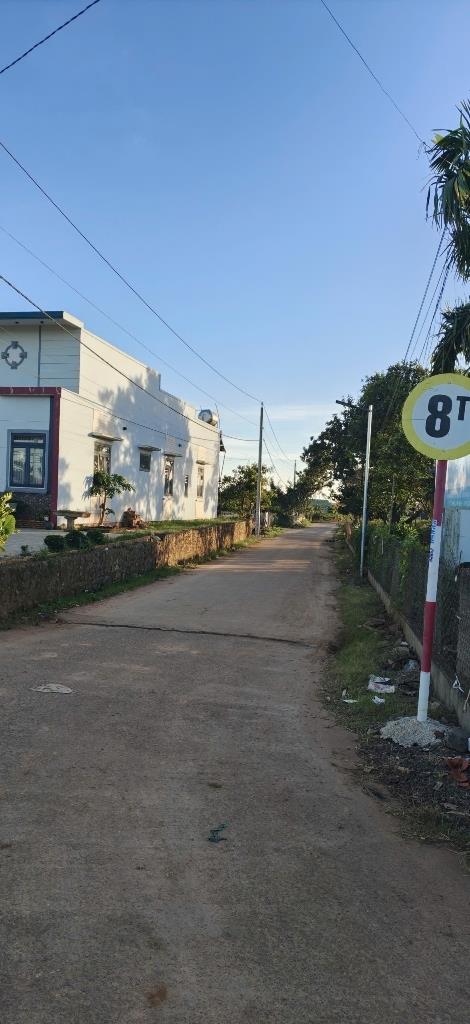 Cần bán lô đất nền 138 m2, mặt tiền 5m, hướng Tây-Nam tại Đức Trọng - Lâm Đồng, giá 650 triệu