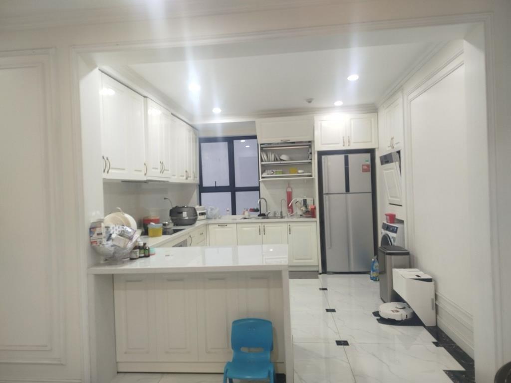 Chuyển nhượng căn hộ 162 m2, giá 15,5 tỷ tại Đường Hồ Tùng Mậu - Phú Diễn - Bắc Từ Liêm - Hà Nội