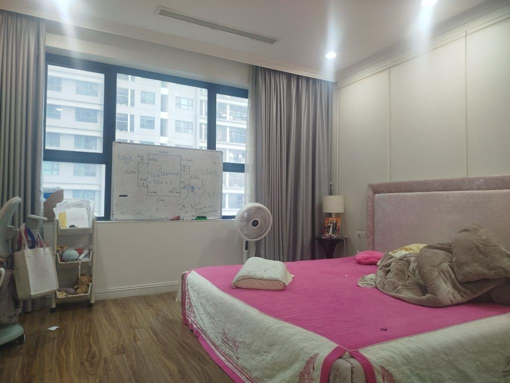 Chuyển nhượng căn hộ 162 m2, giá 15,5 tỷ tại Đường Hồ Tùng Mậu - Phú Diễn - Bắc Từ Liêm - Hà Nội