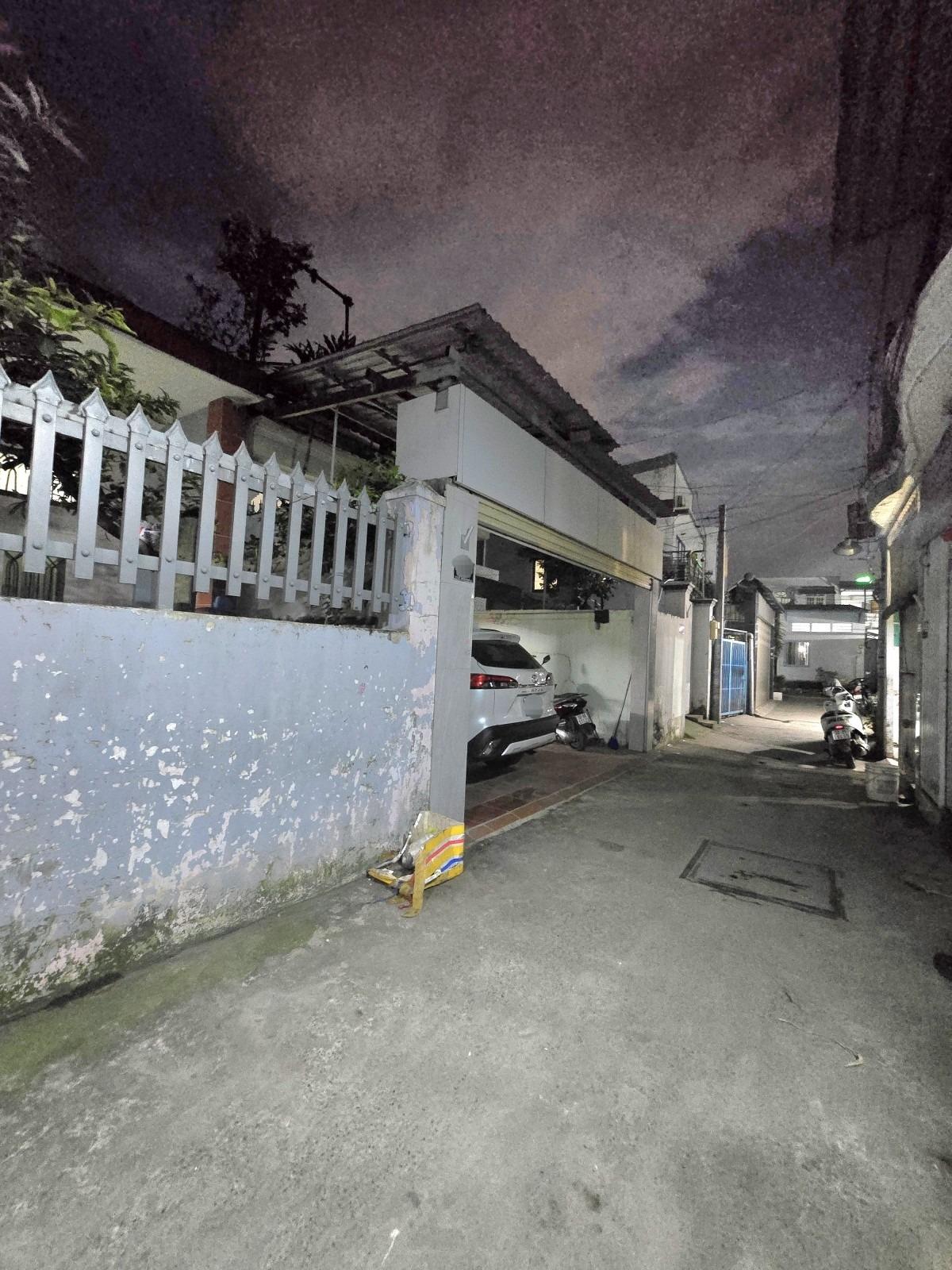 Cần bán nhà riêng 80 m2 tại Đường Đỗ Xuân Hợp - Phước Long B - Quận 9 - TP Hồ Chí Minh, giá 5,5 tỷ