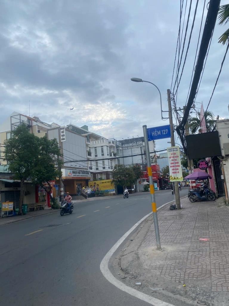 Chuyển nhượng đất 94 m2, mặt tiền 4m, hướng Tây-Nam tại Thủ Đức - TP Hồ Chí Minh, giá 9,9 tỷ