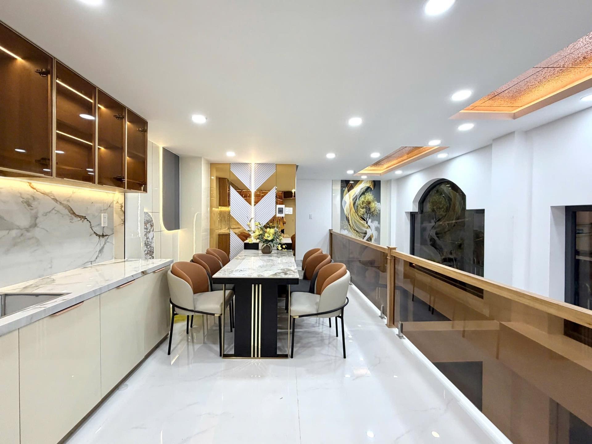 Sở hữu nhà đất 40 m2 tại Đường Chu Văn An - 12 - Bình Thạnh - TP Hồ Chí Minh, giá 9,9 tỷ