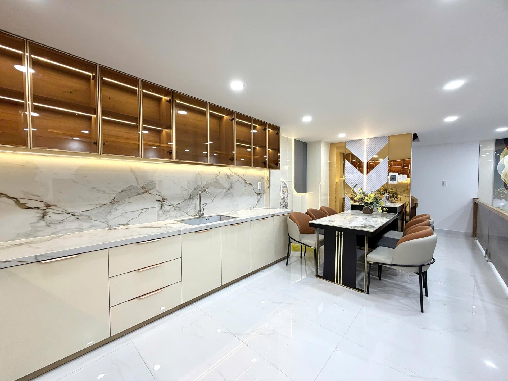 Sở hữu nhà đất 40 m2 tại Đường Chu Văn An - 12 - Bình Thạnh - TP Hồ Chí Minh, giá 9,9 tỷ