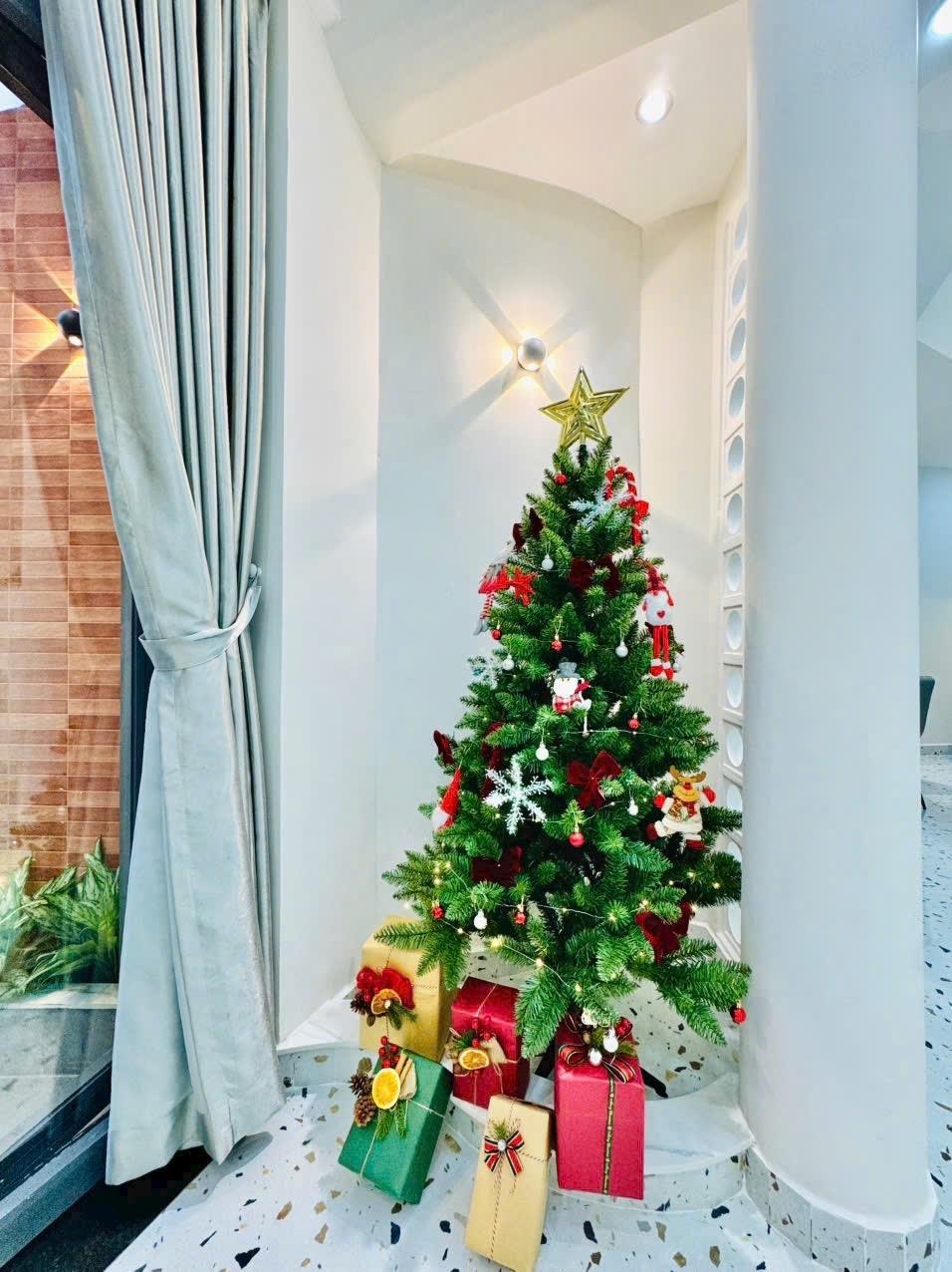 Cần bán ngay nhà đẹp 33 m2 tại Đường Nguyễn Đình Chiểu - 4 - Phú Nhuận, giá 6,75 tỷ