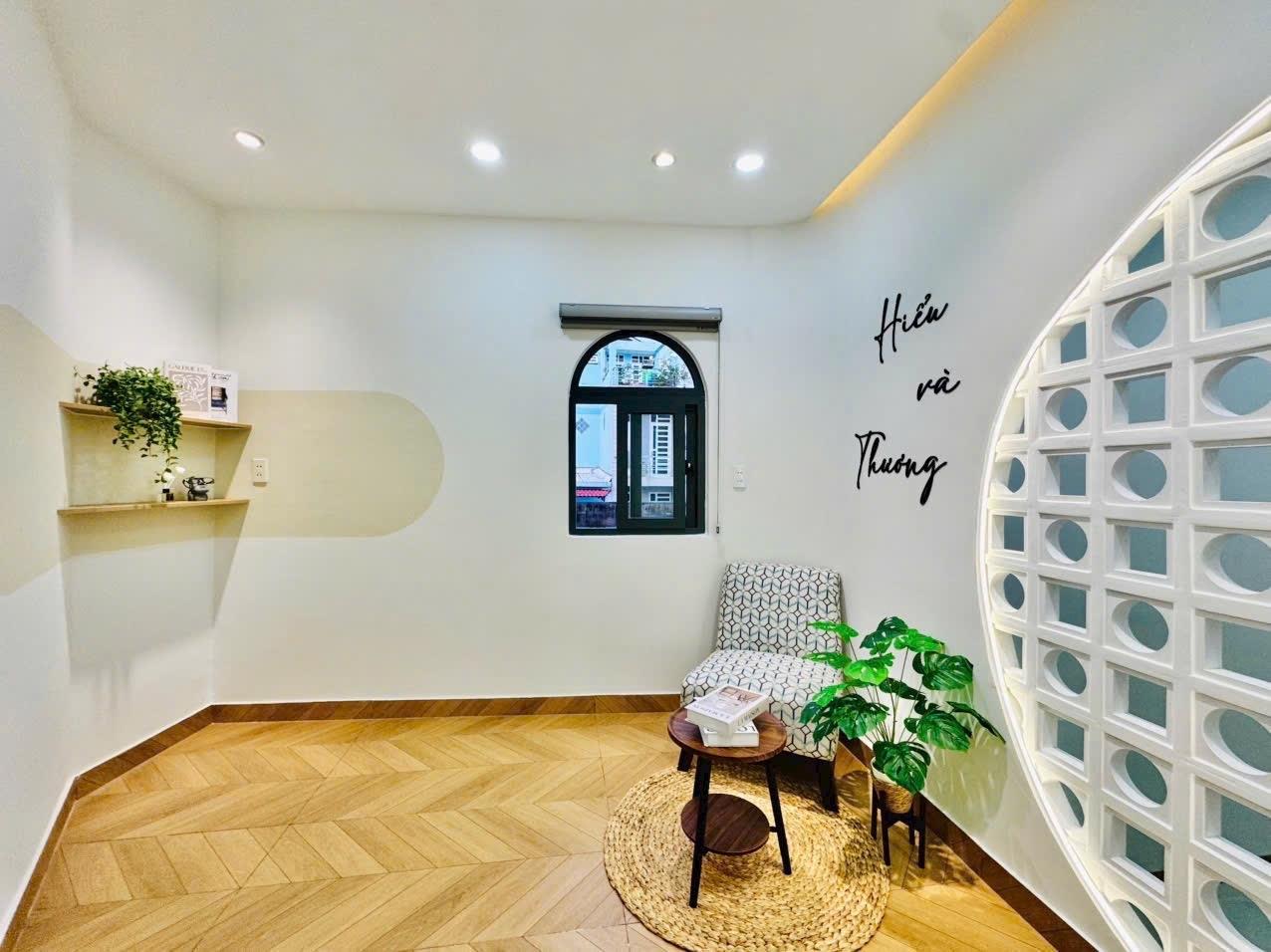 Cần bán ngay nhà đẹp 33 m2 tại Đường Nguyễn Đình Chiểu - 4 - Phú Nhuận, giá 6,75 tỷ