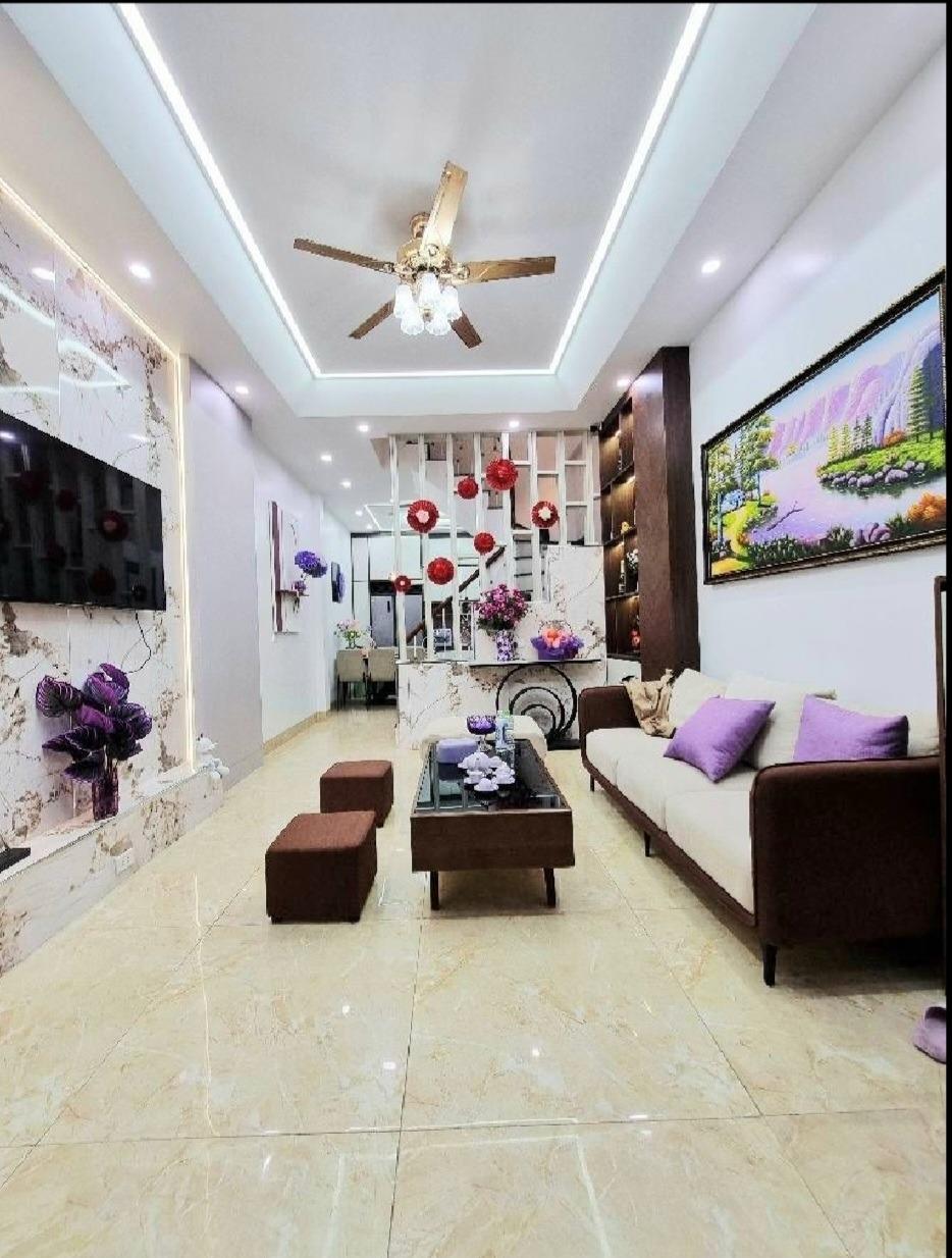 Cần bán gấp nhà đất 40 m2 tại Phố Tạ Quang Bửu - Bạch Mai - Hai Bà Trưng - Hà Nội, giá 9,7 tỷ