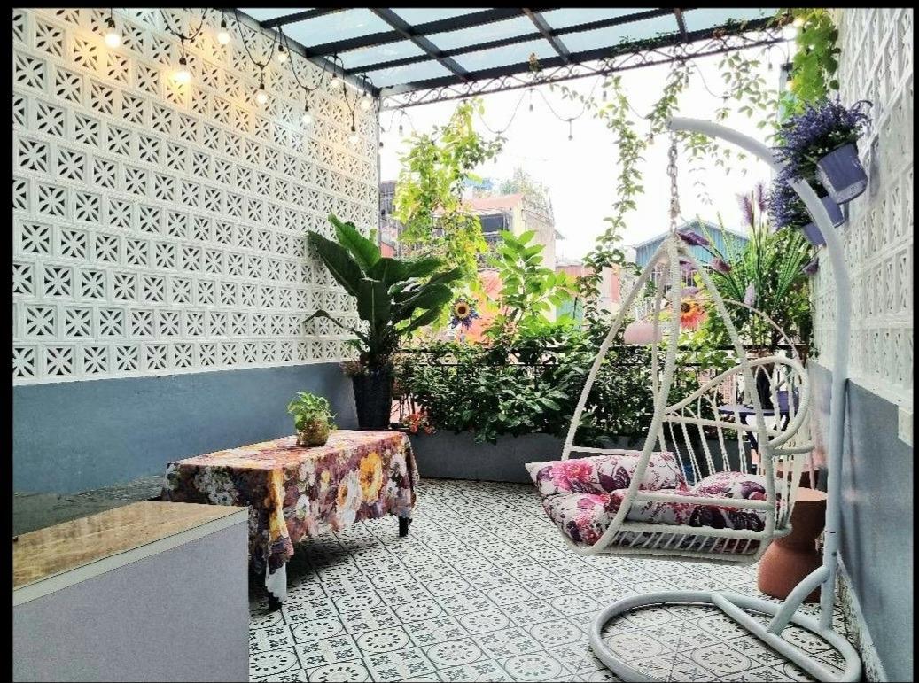 Cần bán gấp nhà đất 40 m2 tại Phố Tạ Quang Bửu - Bạch Mai - Hai Bà Trưng - Hà Nội, giá 9,7 tỷ