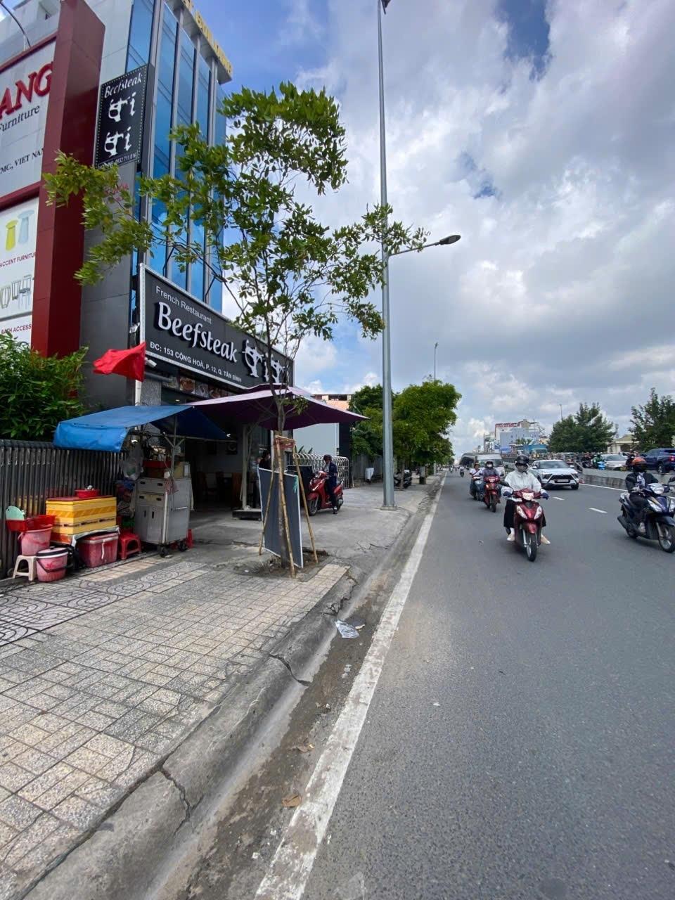 Sở hữu nhà mặt phố 160 m2 tại Đường Cộng Hòa - 12 - Tân Bình - TP Hồ Chí Minh, giá 53,5 tỷ