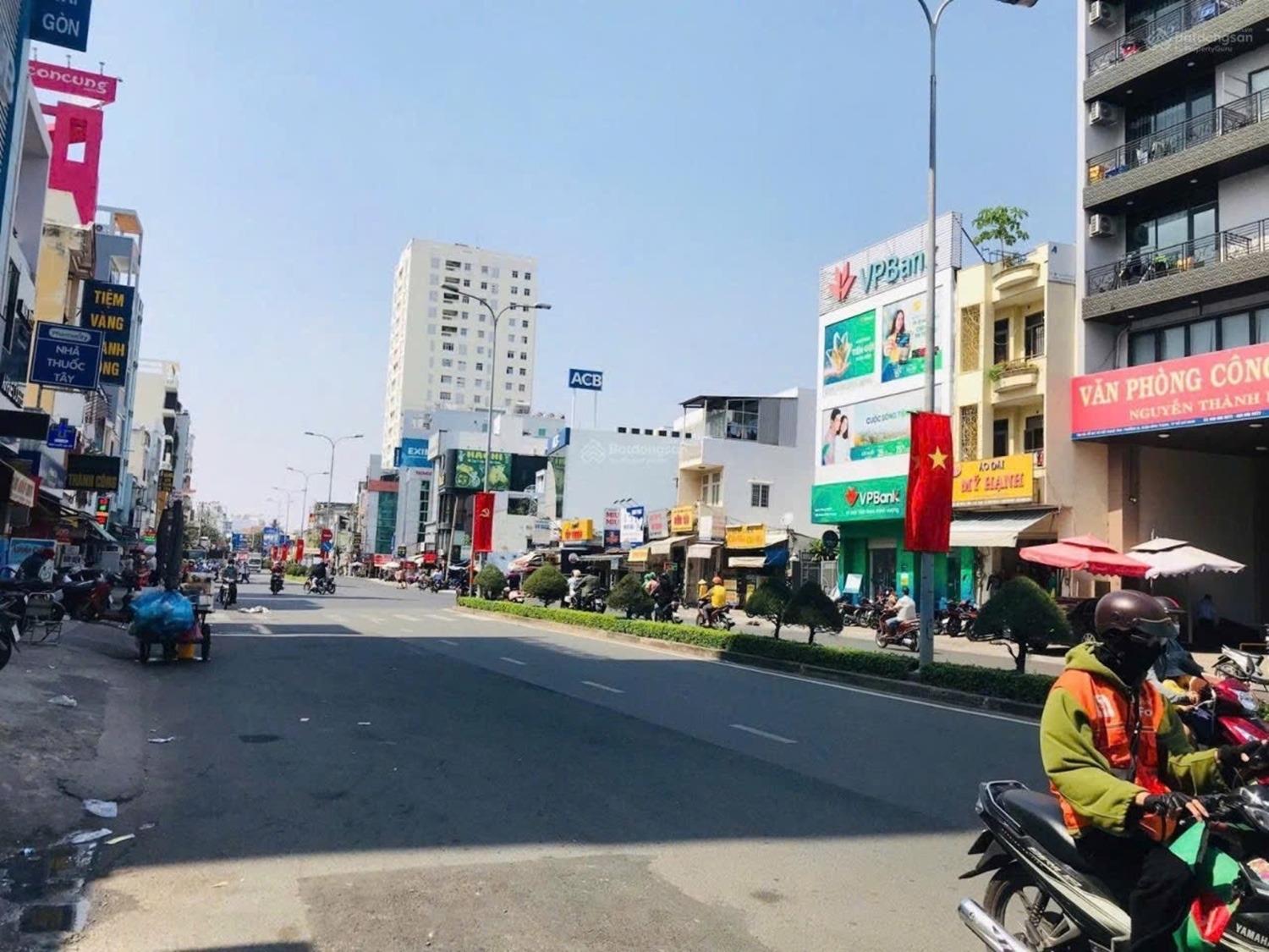 Sở hữu nhà mặt phố 160 m2 tại Đường Cộng Hòa - 12 - Tân Bình - TP Hồ Chí Minh, giá 53,5 tỷ