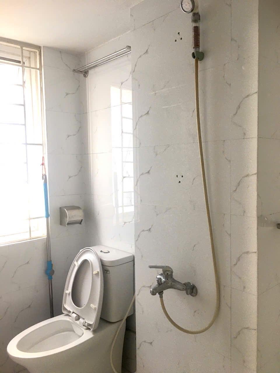 Cho thuê gấp nhà trọ 32 m2 tại Phố Lê Trọng Tấn - Khương Mai - Thanh Xuân - Hà Nội, giá 5 tr/tháng