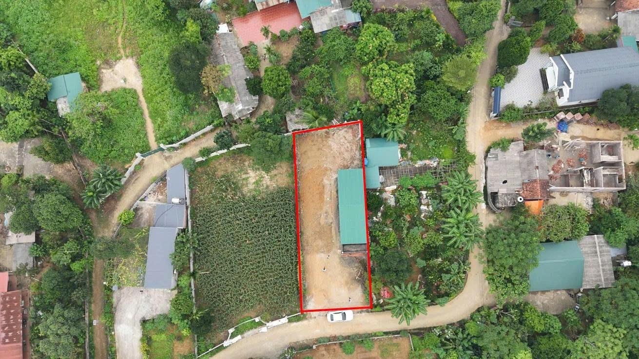 Cần bán gấp đất nền 400 m2 tại Xã Yên Bài - Ba Vì - Hà Nội, giá 4 tỷ