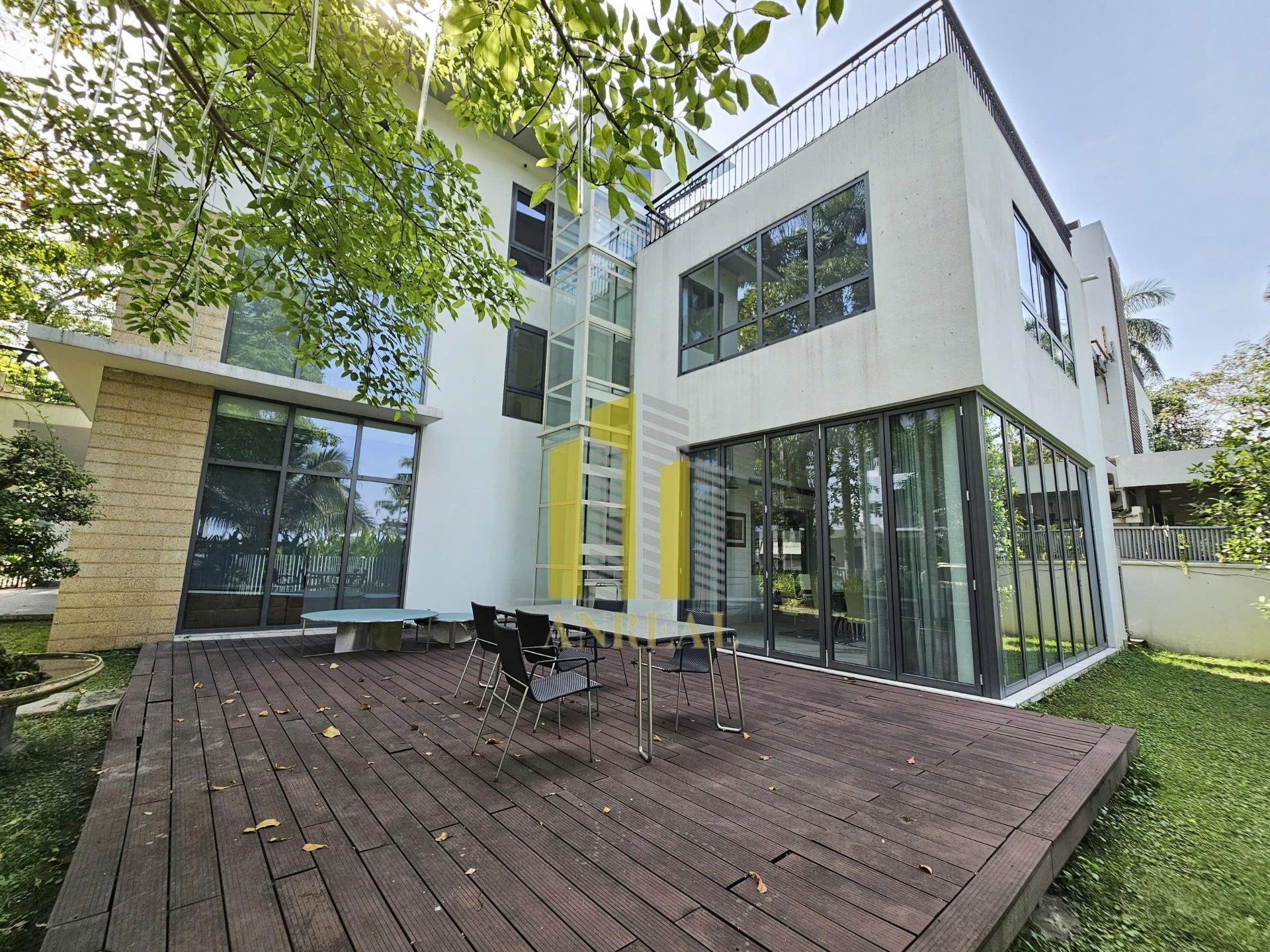 Cho thuê gấp biệt thự 500 m2 tại Phường An Phú - Quận 2 - TP Hồ Chí Minh, giá 260 tr/tháng