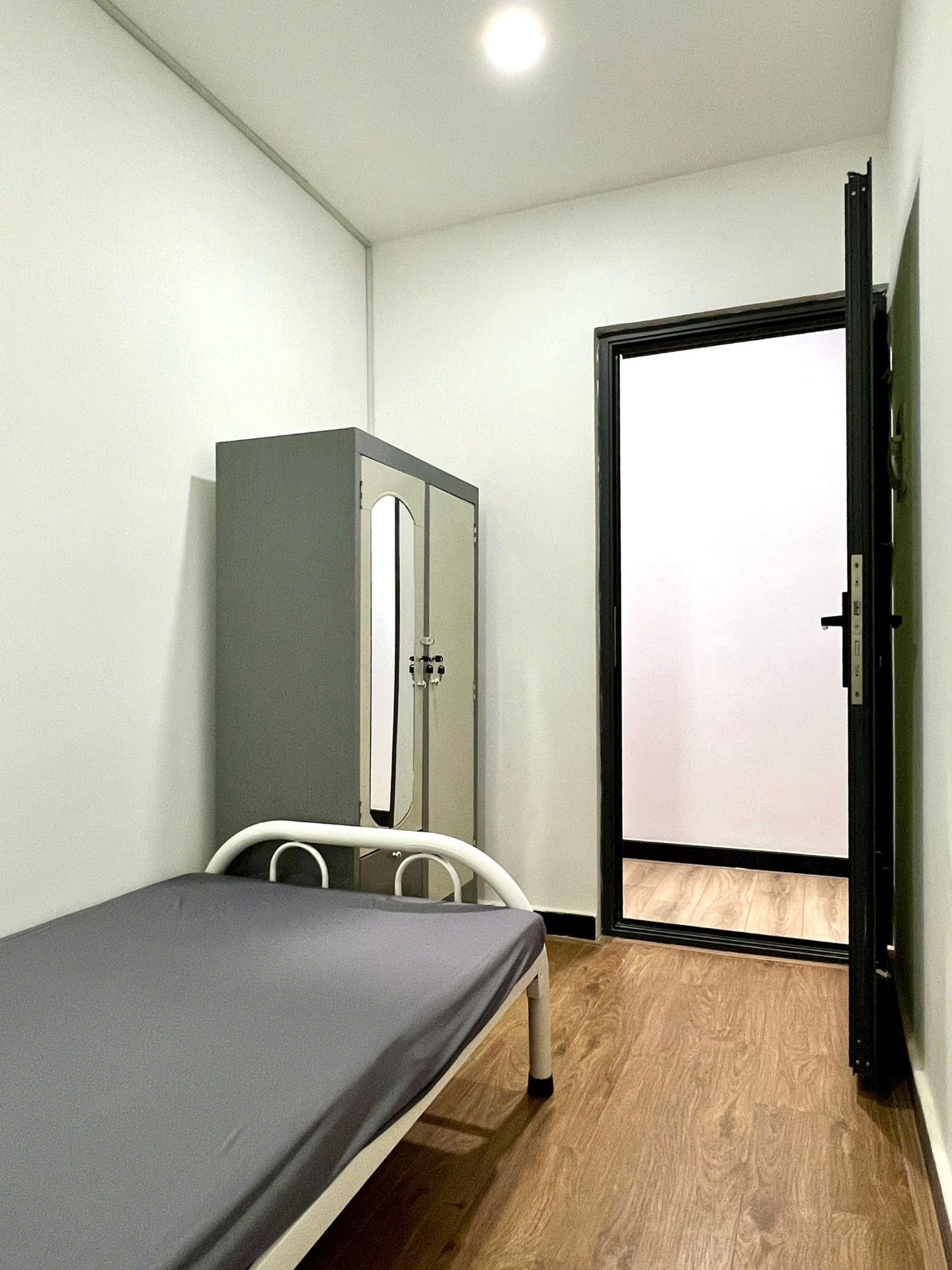 Thuê ngay phòng 6 m2 tại Đường Lê Văn Lương - Tân Hưng - Quận 7 - TP Hồ Chí Minh, giá 2,5 tr/tháng