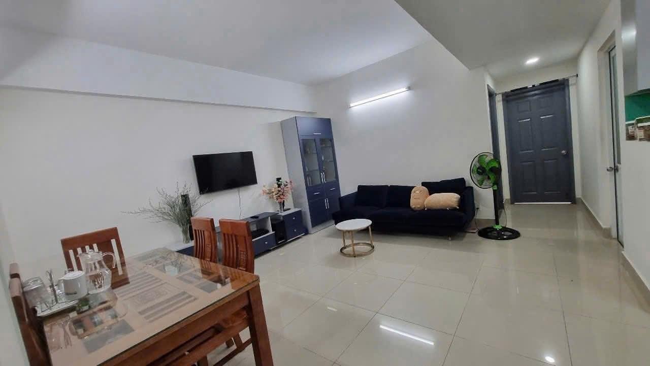 Cho thuê căn hộ 95 m2 tại Đường Thoại Ngọc Hầu - Tân Phú - TP Hồ Chí Minh, giá 9,5 tr/tháng
