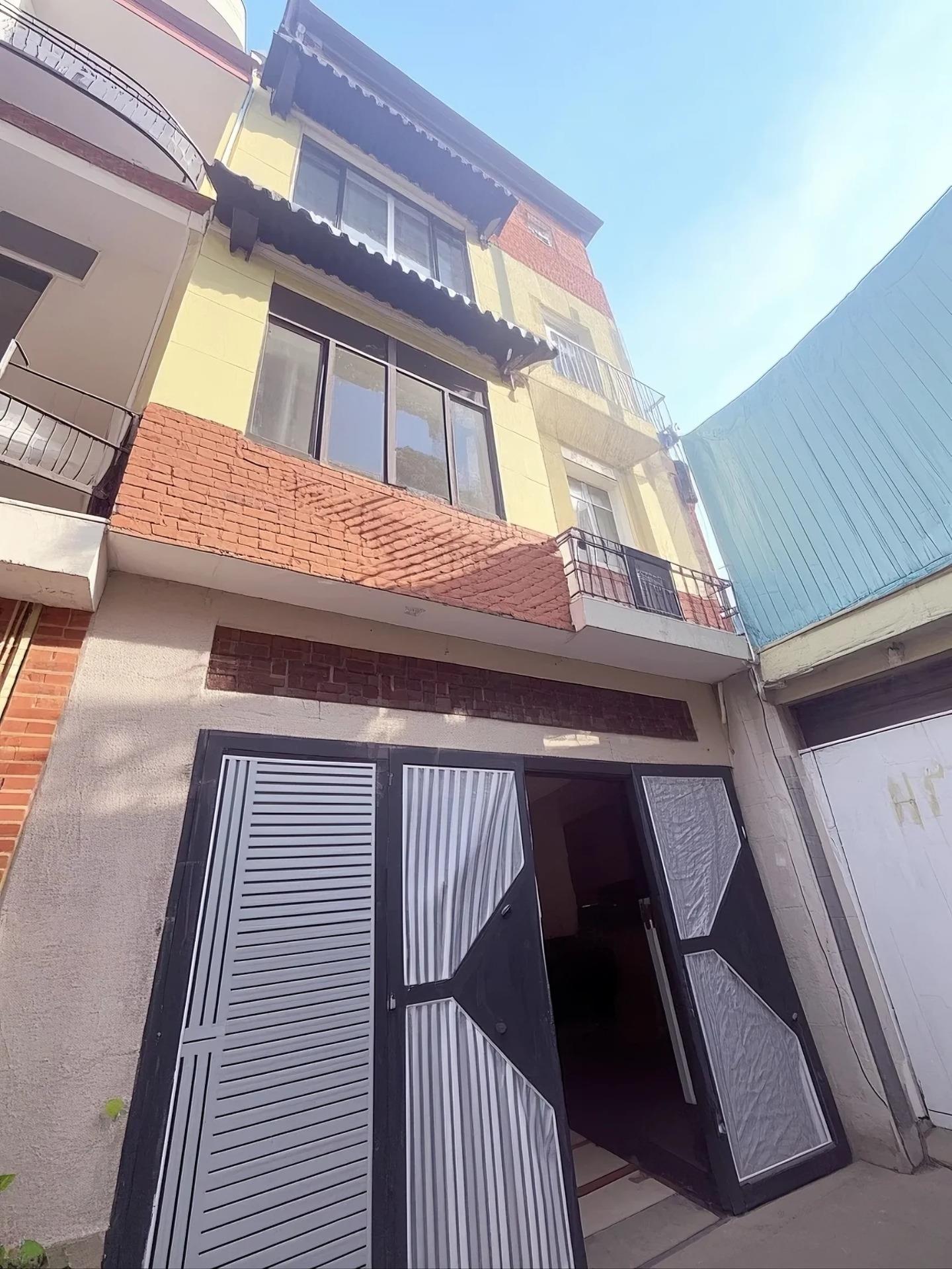 Sở hữu căn nhà 48 m2 tại Đường Cao Thắng - 12 - Quận 10 - TP Hồ Chí Minh, giá 12,5 tỷ