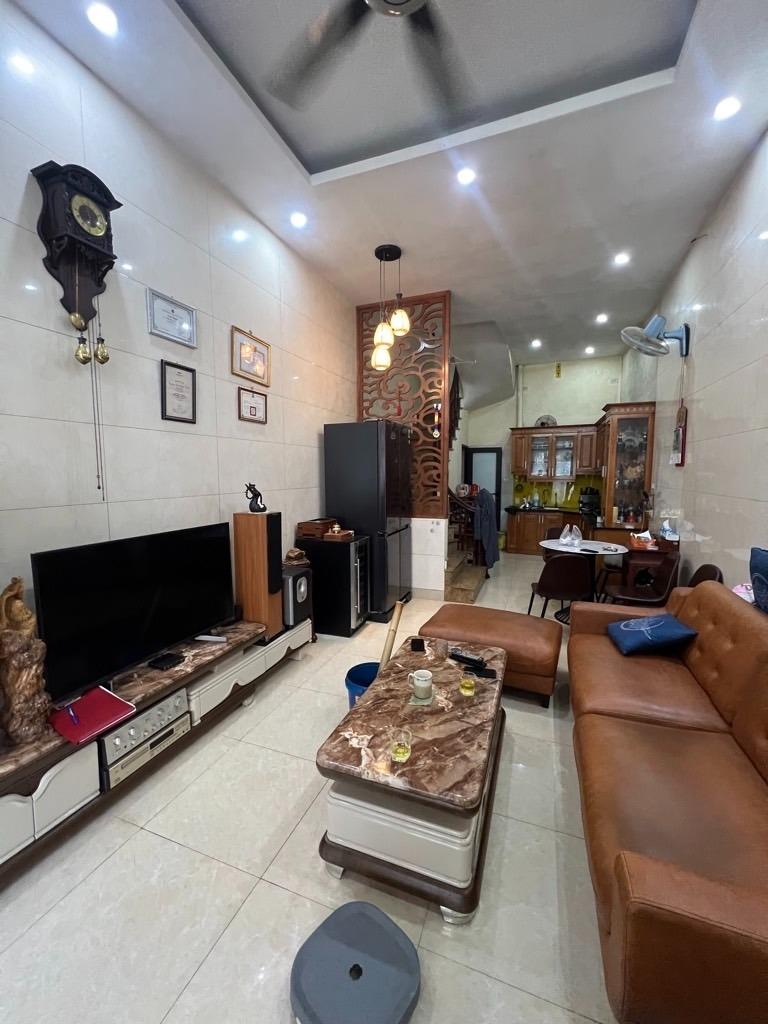 Sở hữu căn nhà đẹp 42 m2 tại Đường Hoa Lâm - Việt Hưng - Long Biên - Hà Nội, giá 9,5 tỷ