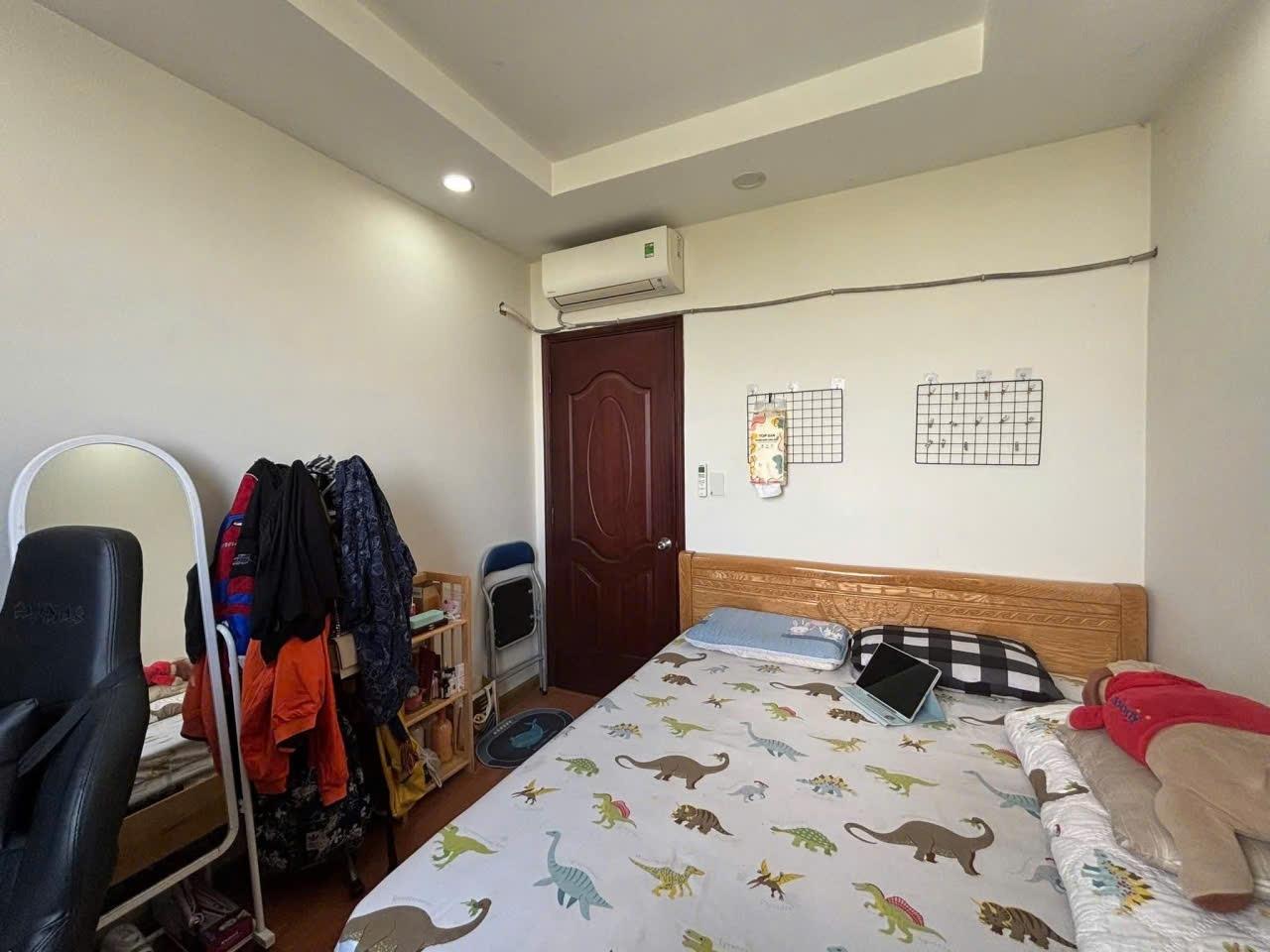 Cho thuê gấp căn hộ chung cư 52 m2 tại Đường Thoại Ngọc Hầu - Tân Phú, giá 6,5 triệu/tháng