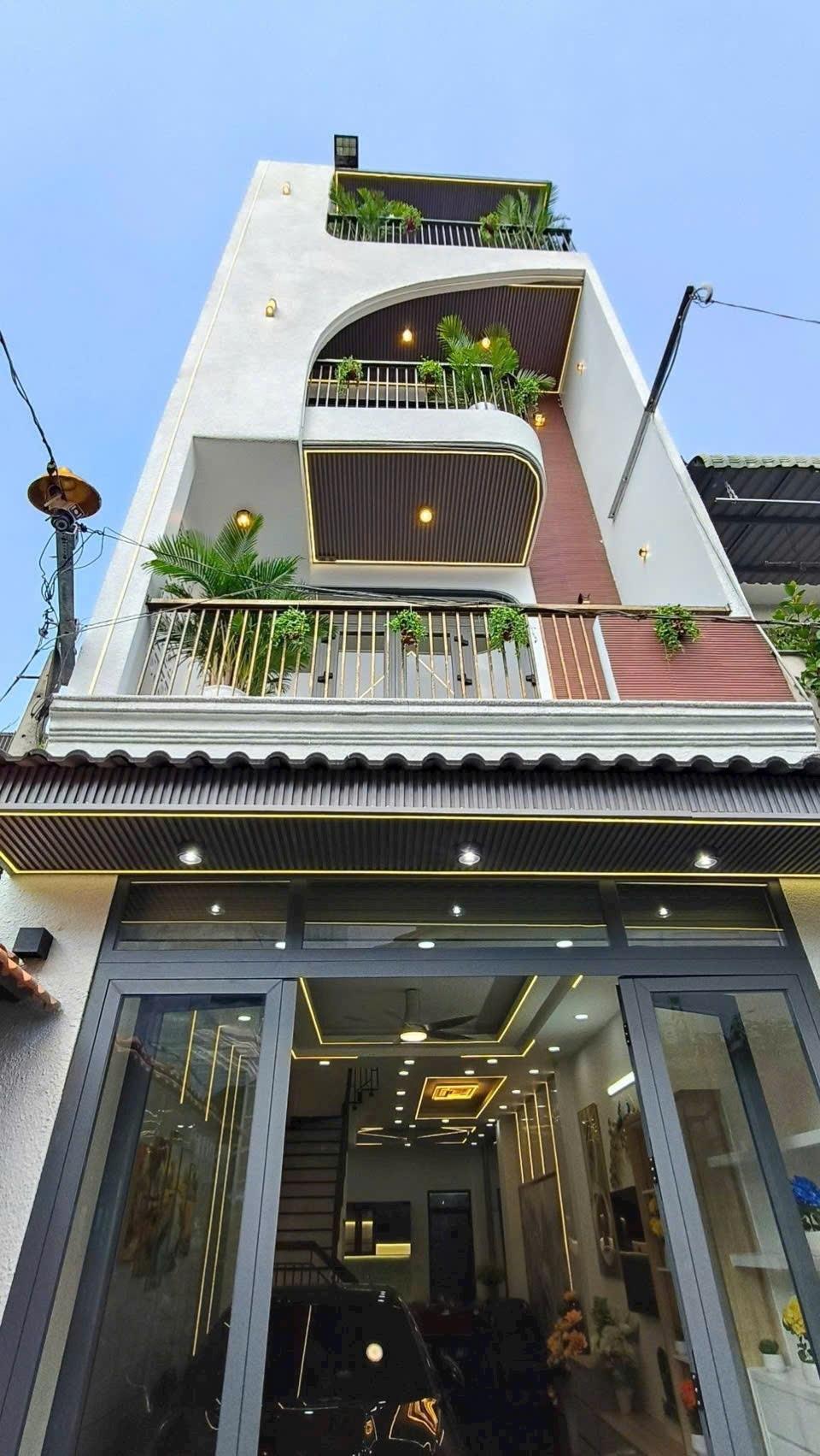 Cần bán ngay nhà sổ hồng riêng 40 m2 tại Đường Lê Trực - 7 - Bình Thạnh, giá 2,15 tỷ