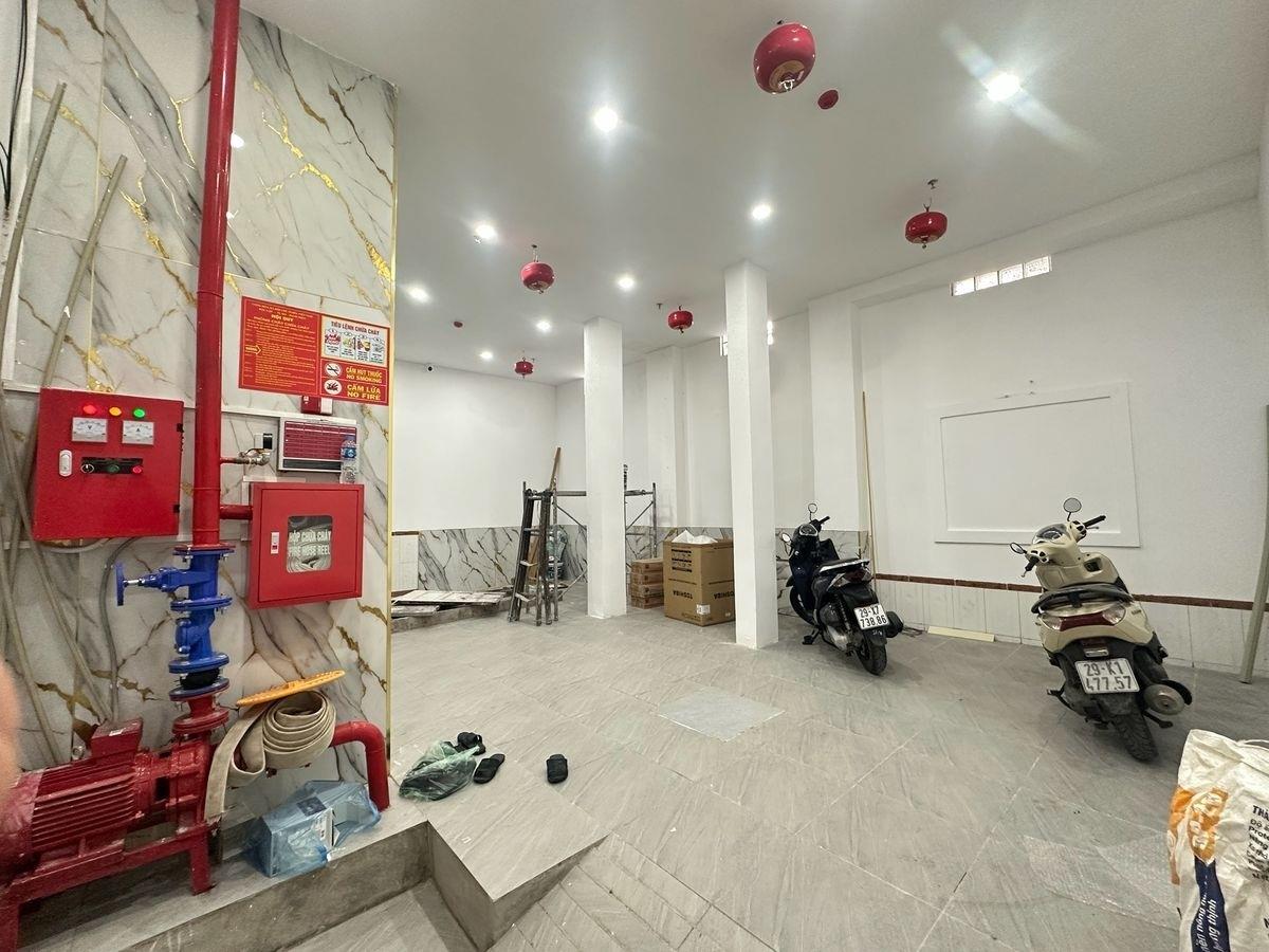 Sở hữu nhà sổ riêng 60 m2 tại Đường Định Công Thượng - Định Công - Hoàng Mai - Hà Nội, giá 16,3 tỷ