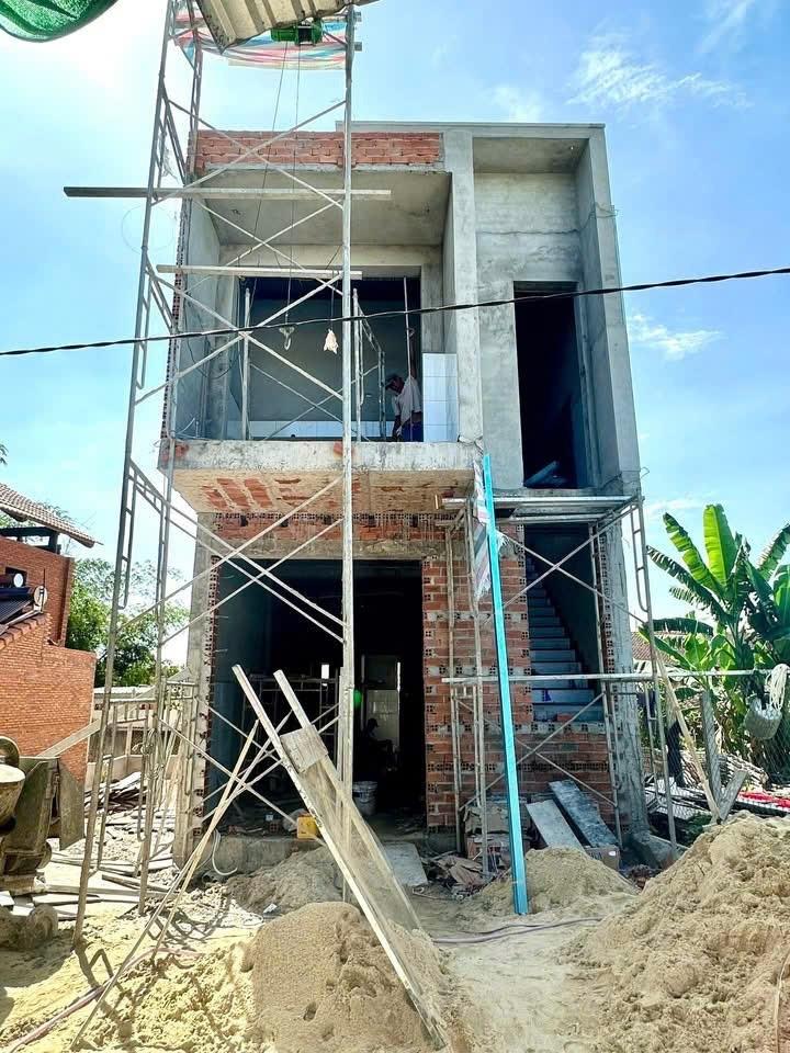 Cần bán nhanh nhà sổ hồng riêng 79 m2 tại Thành phố Thủ Dầu Một - Bình Dương, giá tốt