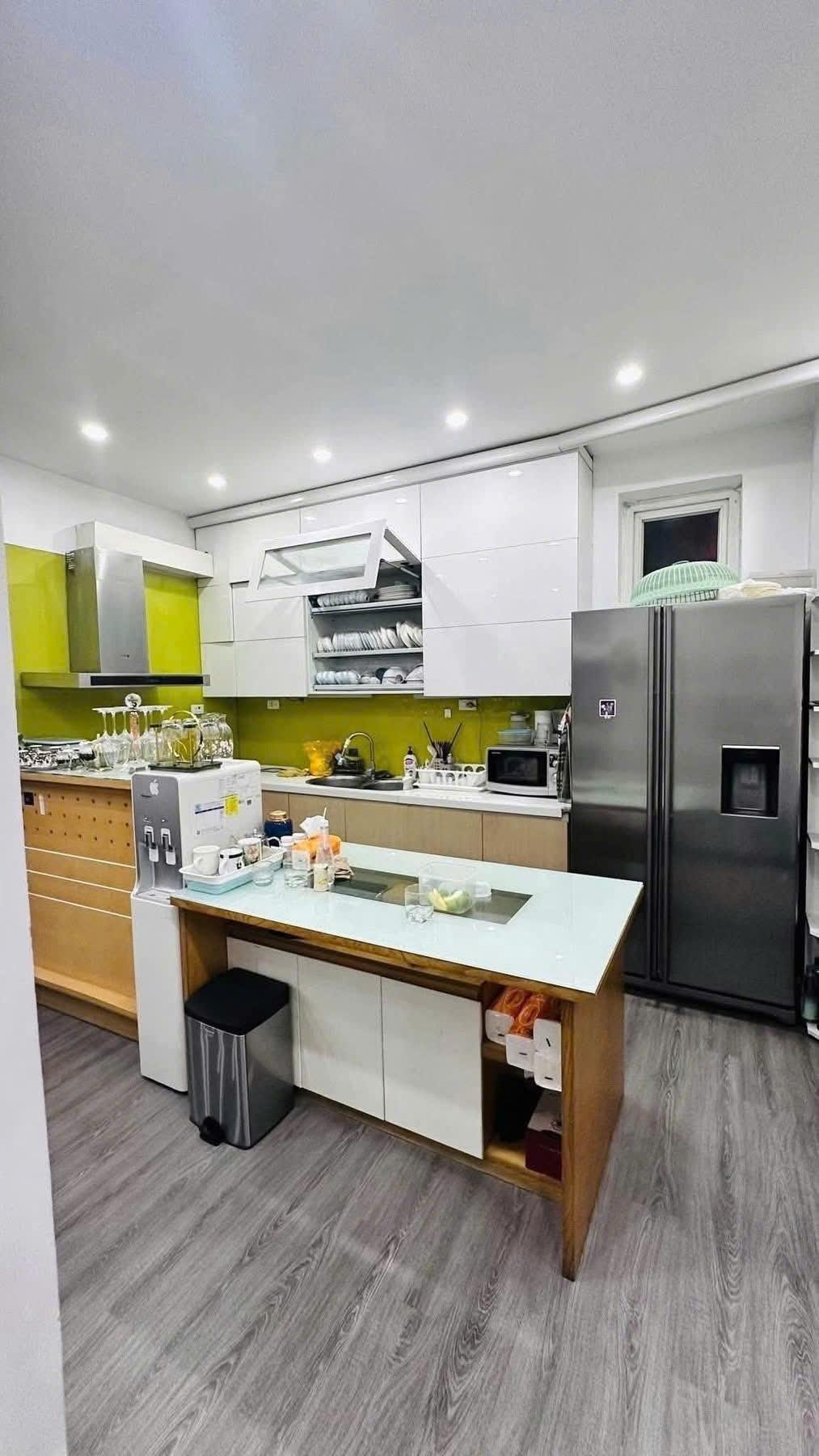 Thuê ngay chung cư 120 m2 tại Đường Nguyễn Sỹ Sách - Tân Bình, giá 11,5 triệu/tháng