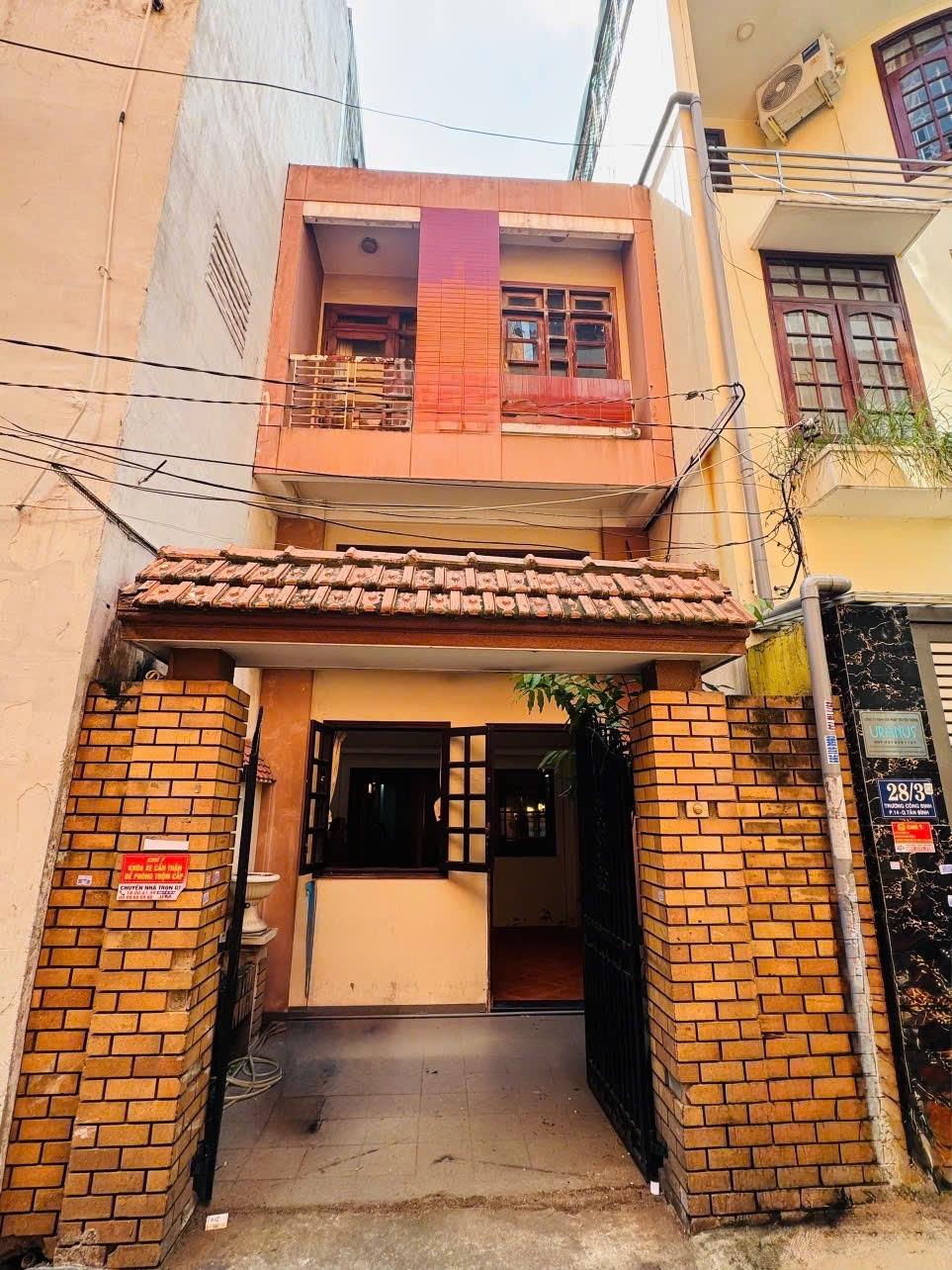 Cần bán gấp nhà riêng sổ đỏ 65 m2 tại Đường Trương Công Định - 14 - Tân Bình, giá 10,8 tỷ