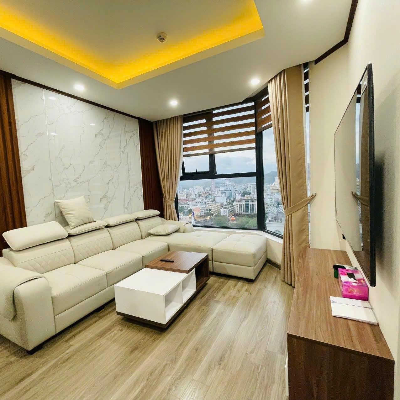 Cần bán ngay căn hộ chung cư 60 m2, giá 5,2 tỷ tại Phố Nguyễn Thiện Thuật - Nha Trang - Khánh Hòa