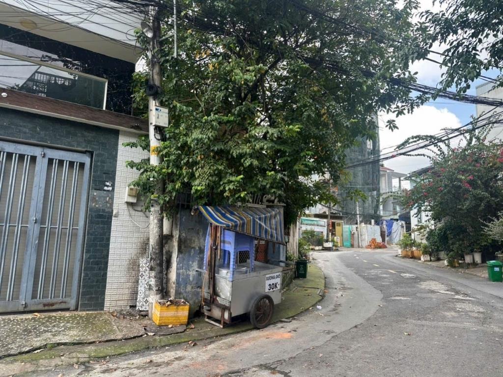 Bán miếng đất 86 m2 tại Phường Tăng Nhơn Phú A - Quận 9 - TP Hồ Chí Minh, giá 5,25 tỷ