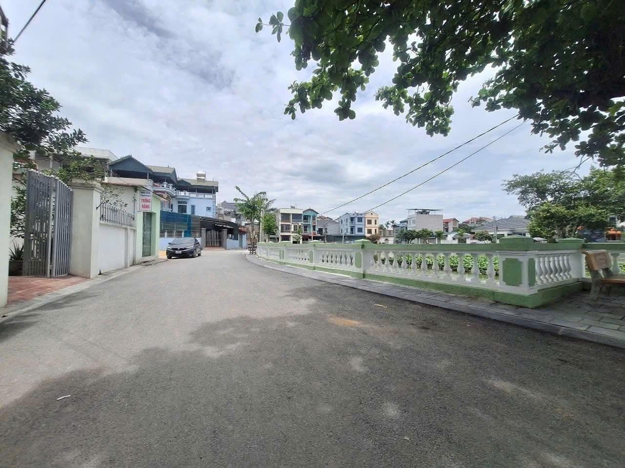 Cần bán ngay lô đất nền 67,5999984741211 m2 tại Xã Việt Hùng - Đông Anh - Hà Nội, giá 6 tỷ