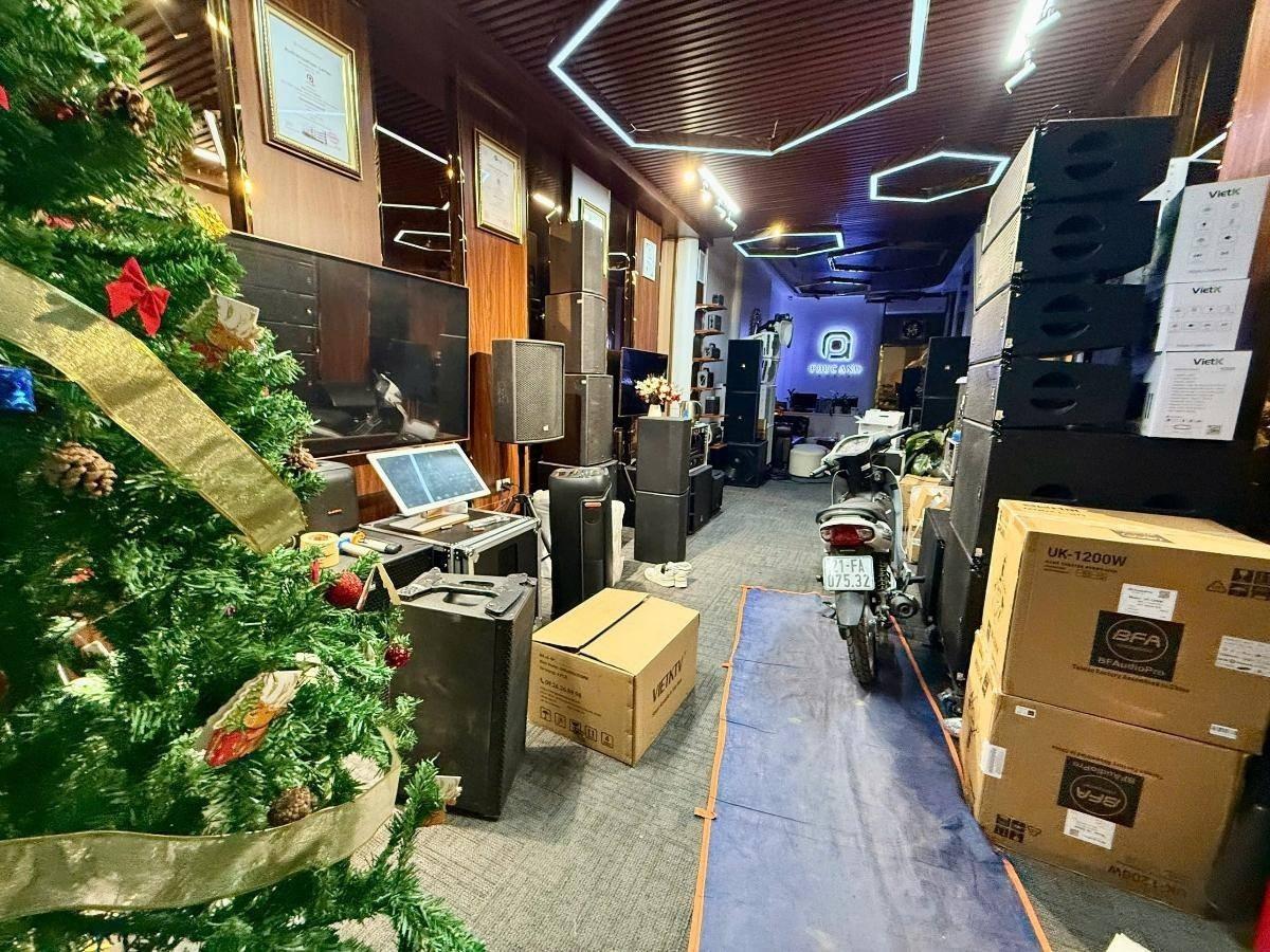 Cần bán gấp nhà mặt tiền 75 m2 tại Phố Đại La - Đồng Tâm - Hai Bà Trưng - Hà Nội, giá 43 tỷ