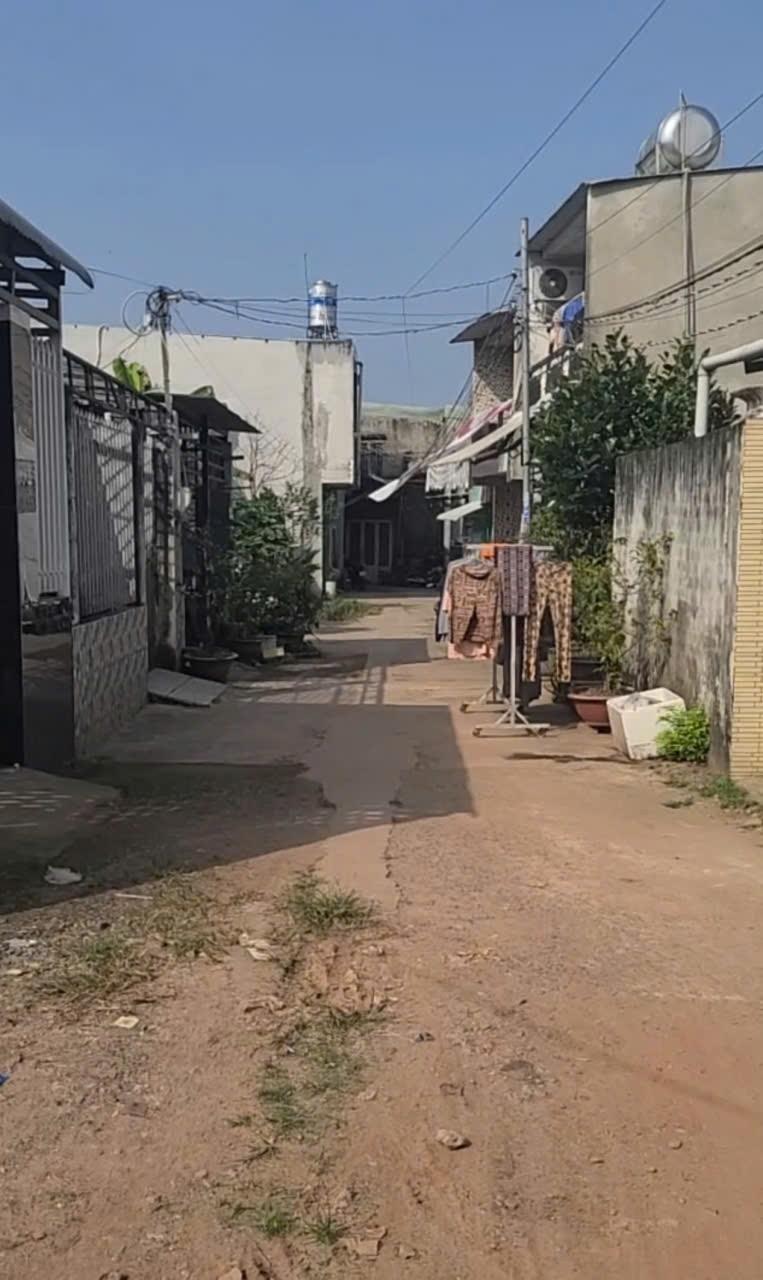 Sở hữu ngay nhà sổ hồng riêng 145 m2, hướng Tây-Bắc tại Đường Hùng Vương - Nhơn Trạch, giá tốt